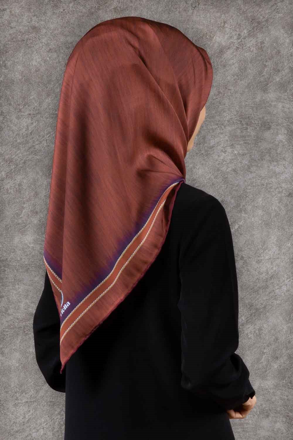 Twill Efektli Bordür Desenli Taba Renkli 90x90 Eşarp (İpek İçermez) Dikim Şekli : El Dikişi