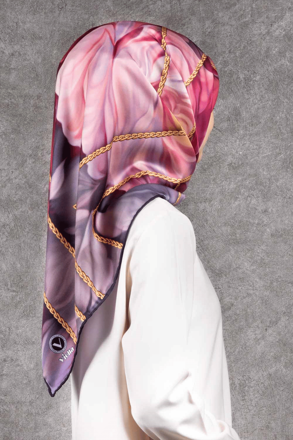 Twill Gül Desenli Pudra - Bebe Mavisi Renkli 90x90 Eşarp (İpek İçermez) Kenar Dikiş Şekli El Dikişli