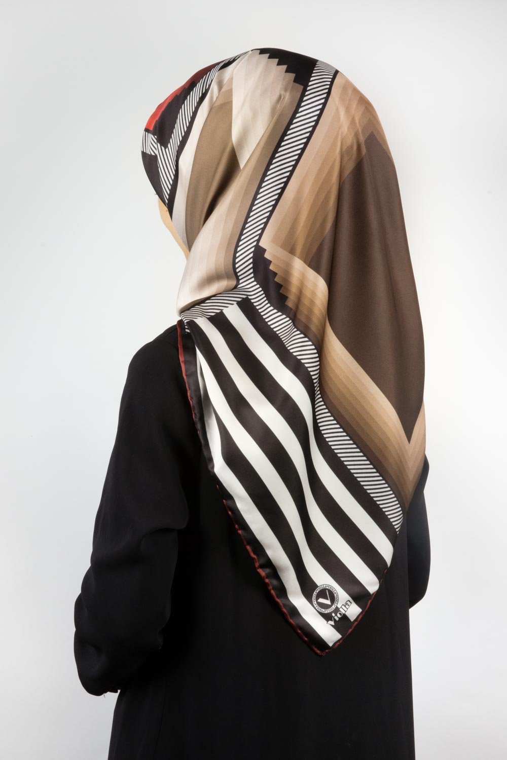 Twill Geometrik Desenli Bordo Renkli 90x90 Eşarp (İpek İçermez) Kenar Dikiş Şekli El Dikişli