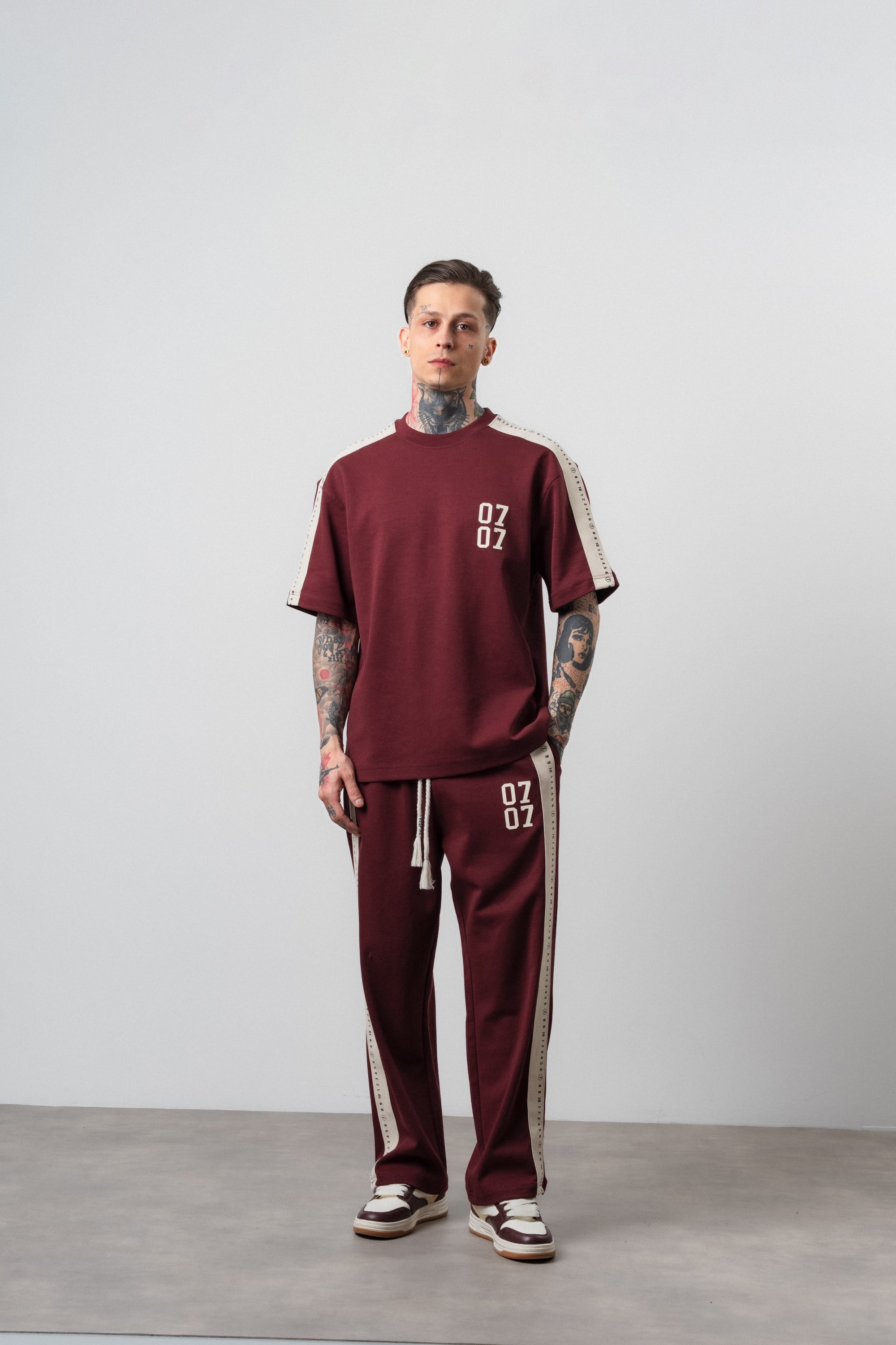 Erkek 07 Şerit Detaylı Regular Fit Eşofman Takımı Bordo