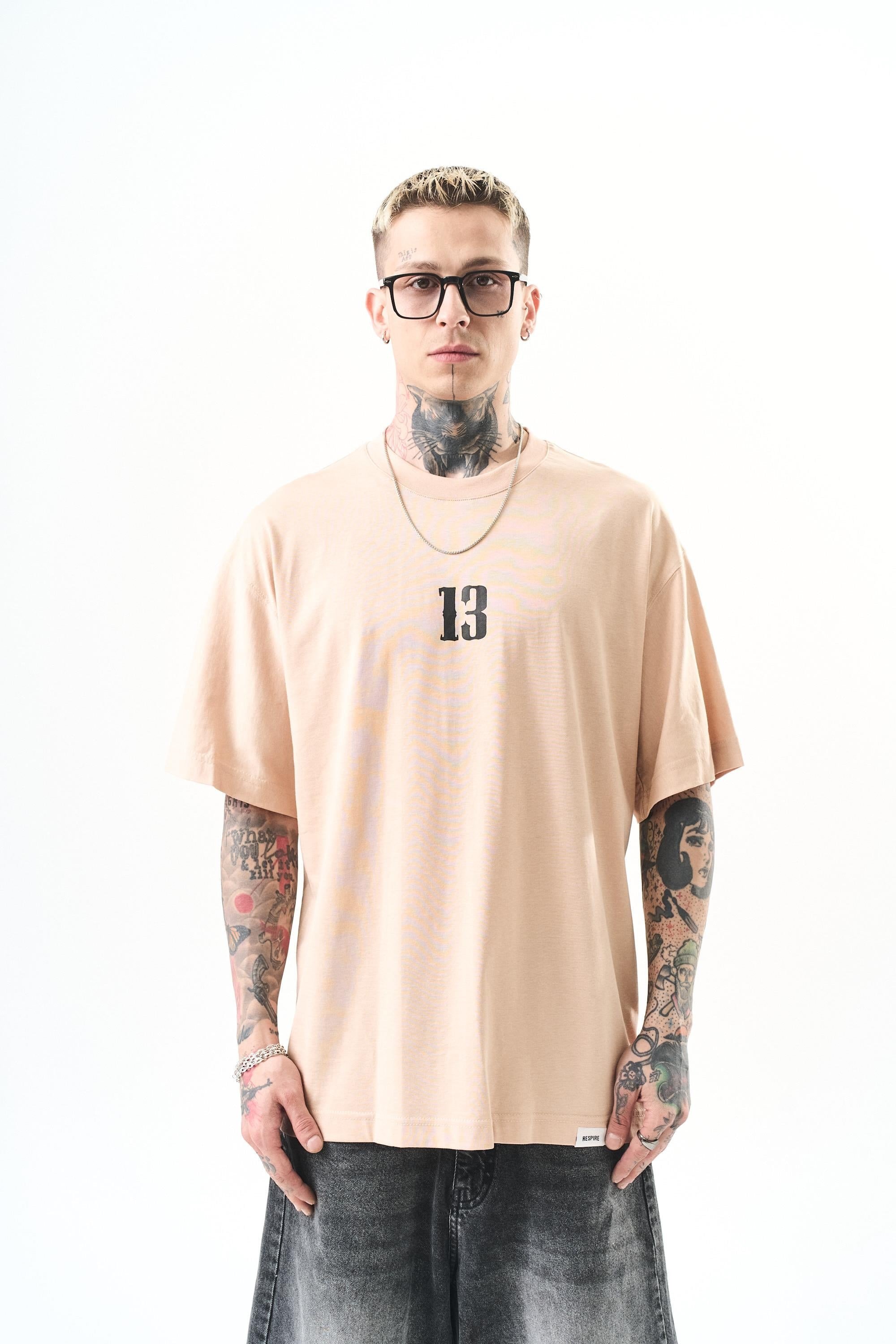 erkek-13-baskili-oversize-t-shirt-bej-c2669c.jpg