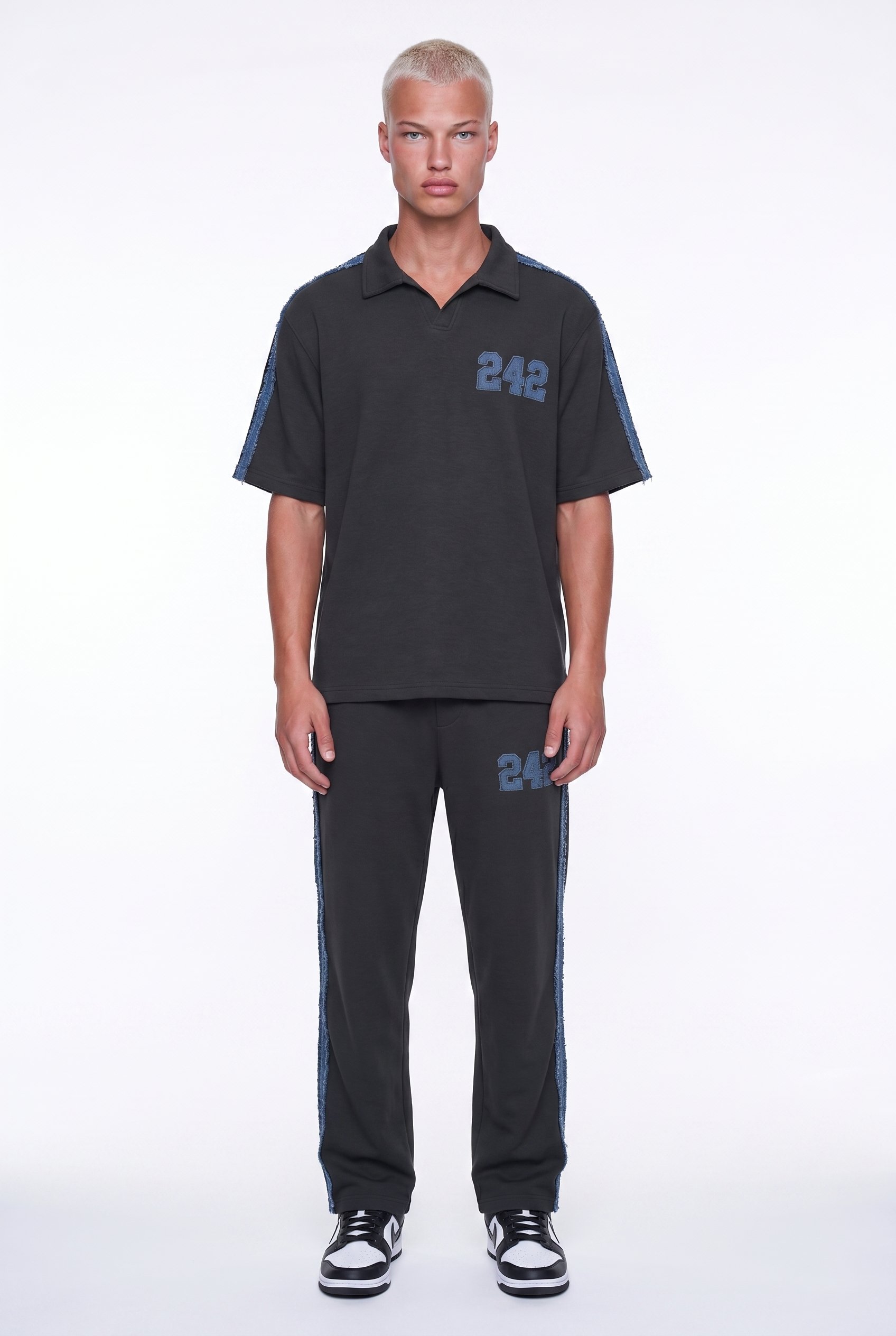 Erkek 242 Şerit Detaylı Regular Fit Eşofman Takımı Siyah