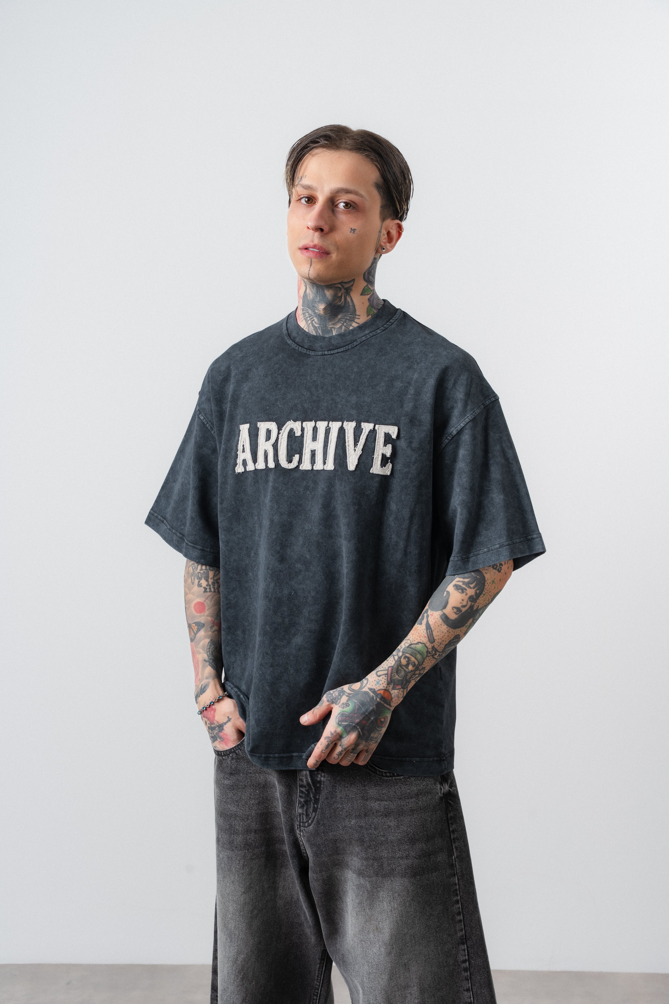 Erkek Archive Nakışlı Oversize T-Shirt Siyah