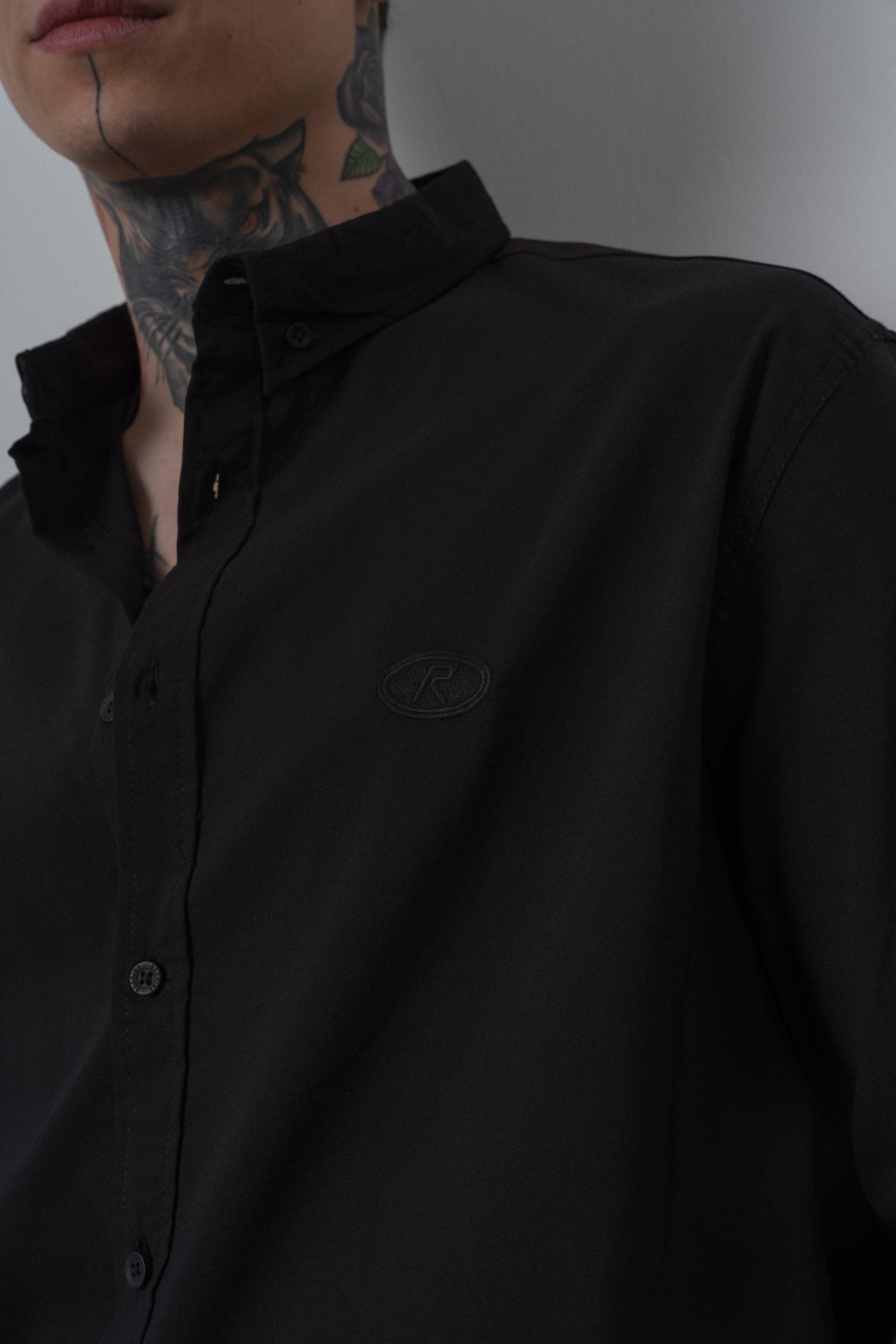 Erkek C Nakışlı Uzun Kollu Oversize Gömlek Siyah