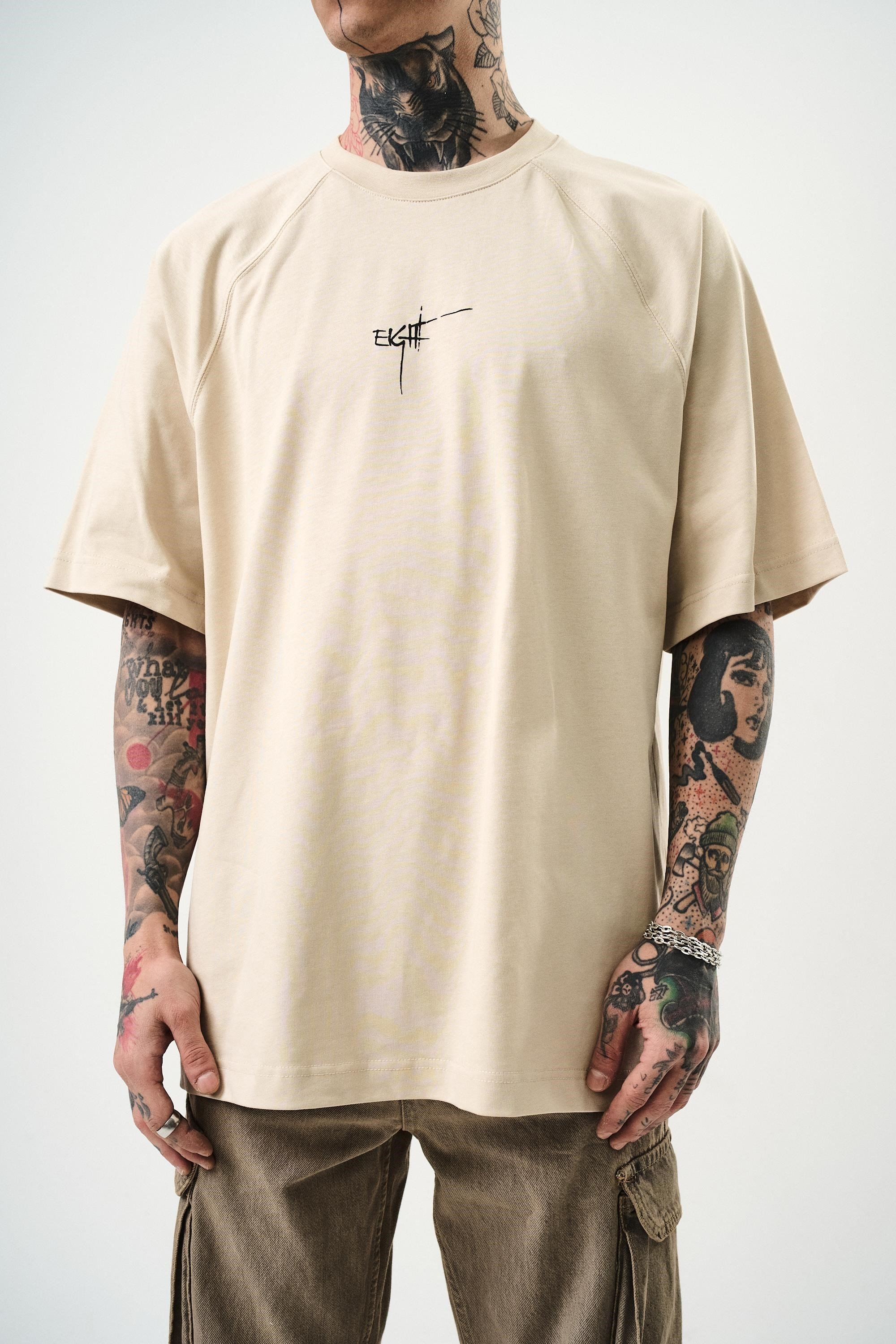 erkek-eight-baskili-oversize-t-shirt-b-39b8-1.jpg