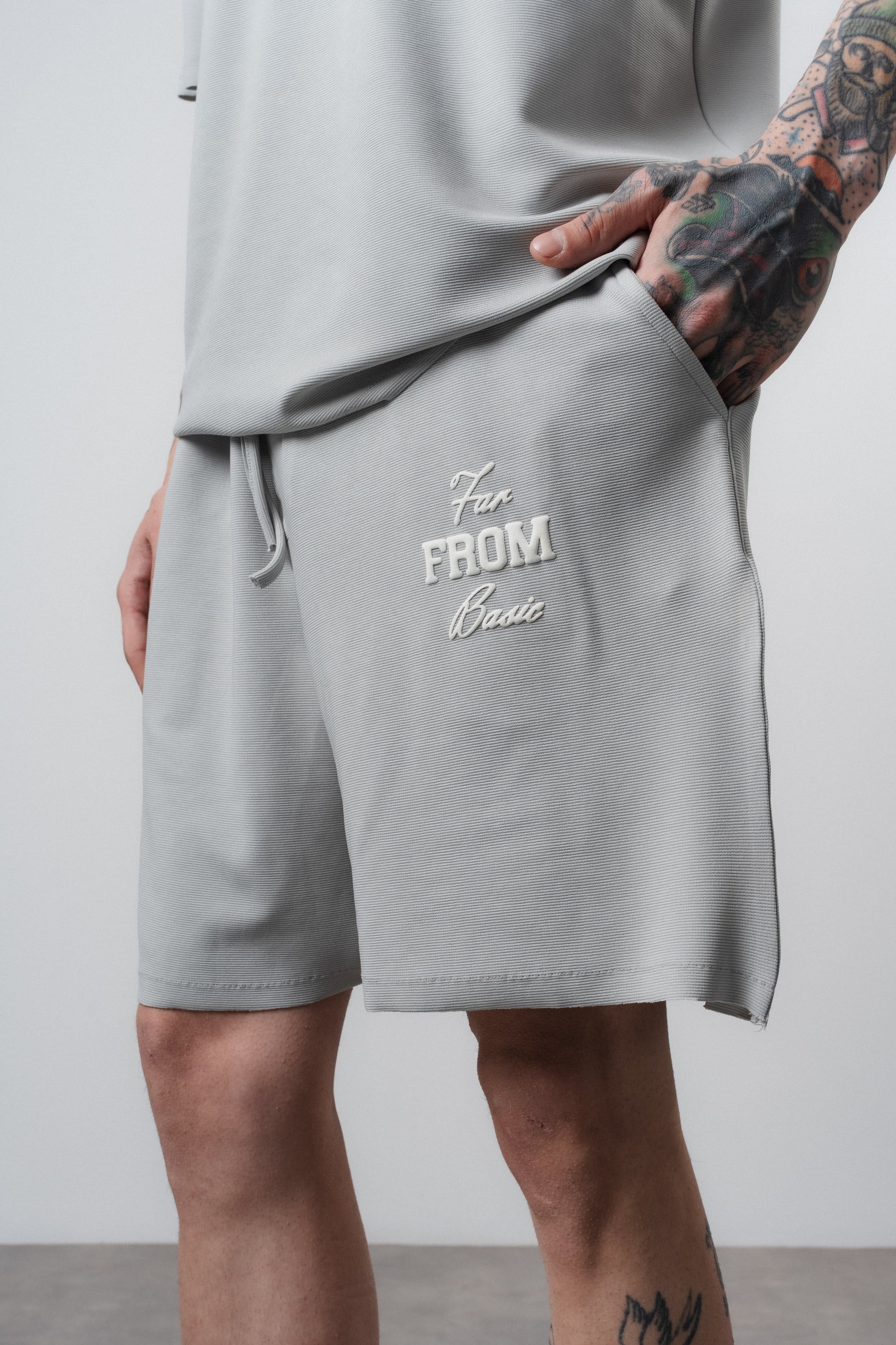 Erkek Far From Basic Baskılı Regular Fit T-Shirt Şort Takım Gri
