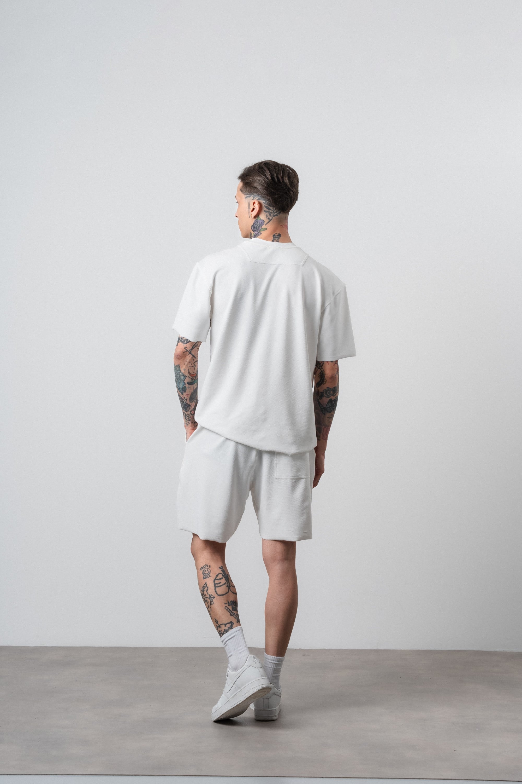 Erkek Far From Basic Baskılı Regular Fit T-Shirt Şort Takım Ekru