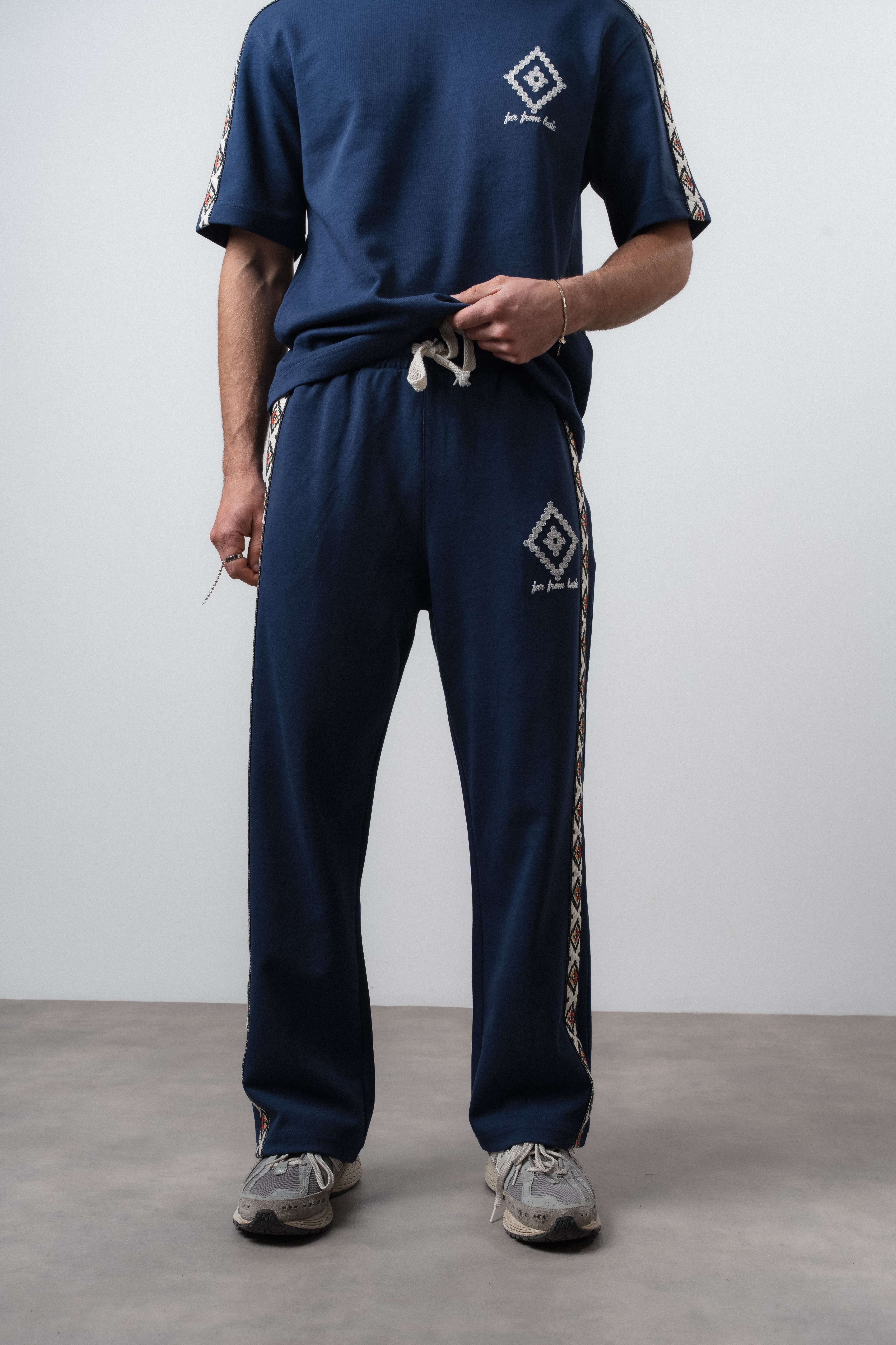 Erkek Far From Basic Şerit Detaylı Baggy Eşofman Altı Lacivert