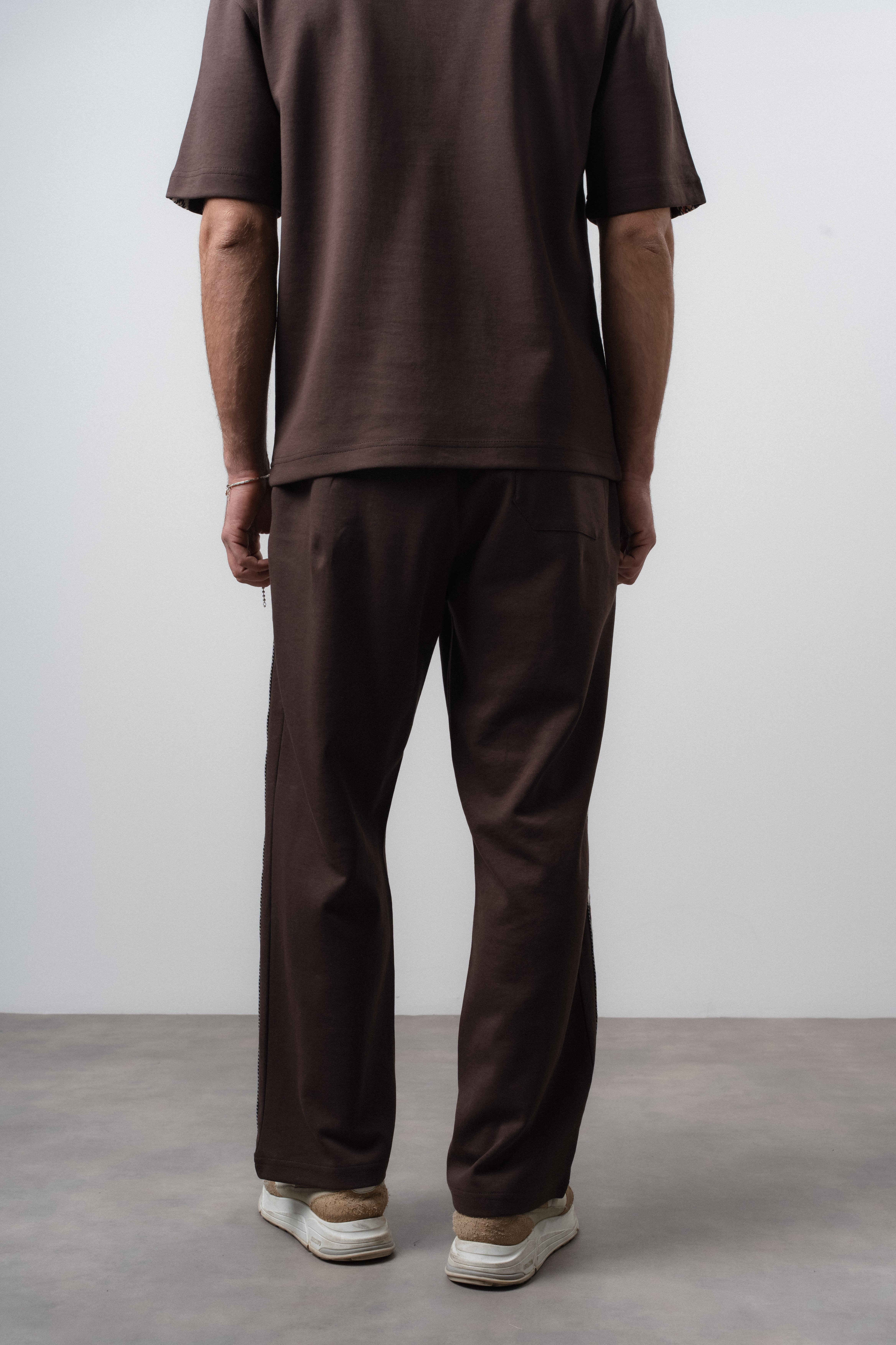 Erkek Far From Basic Şerit Detaylı Baggy Eşofman Altı Kahve