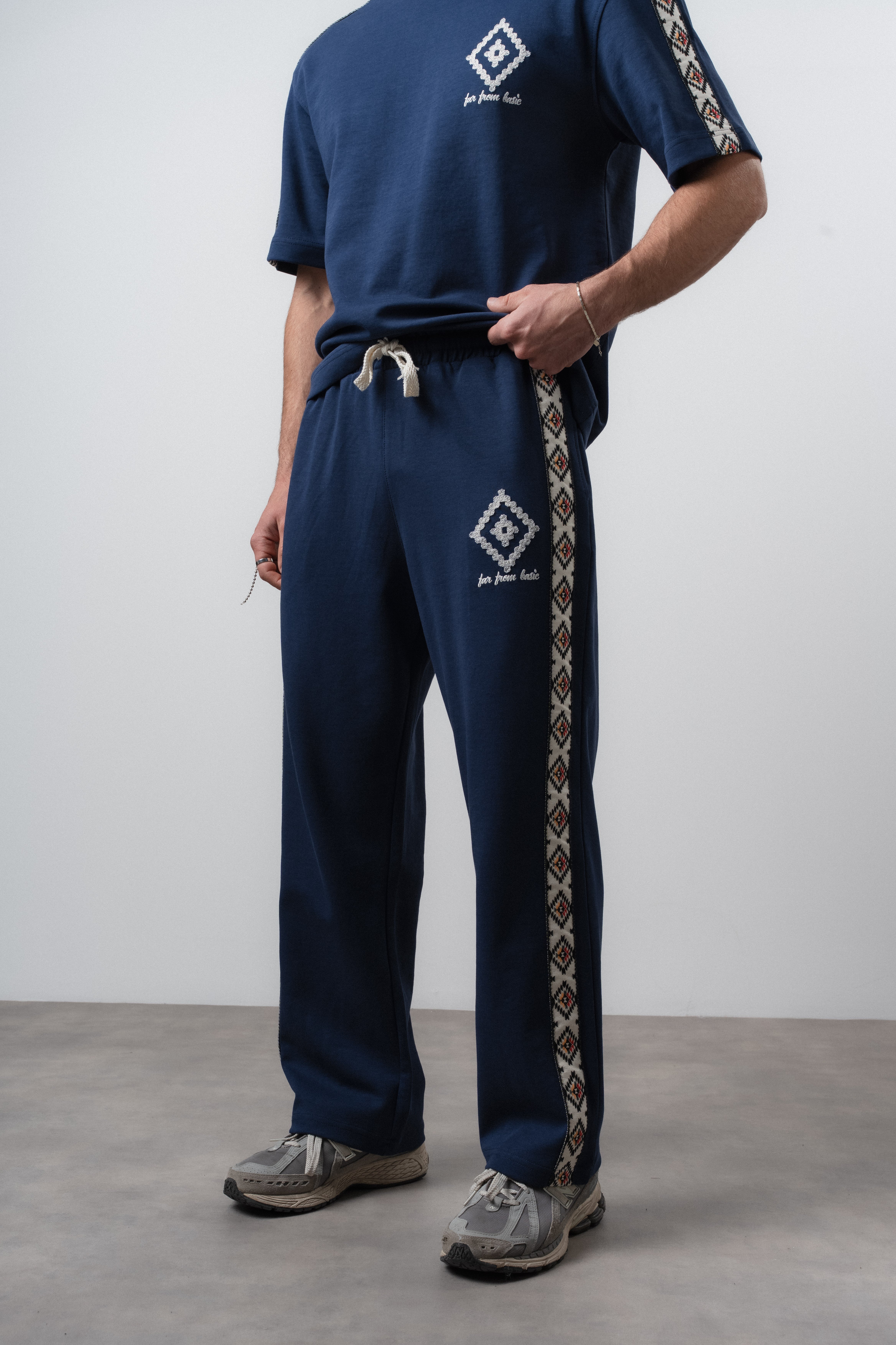 Erkek Far From Basic Şerit Detaylı Baggy Eşofman Altı Lacivert