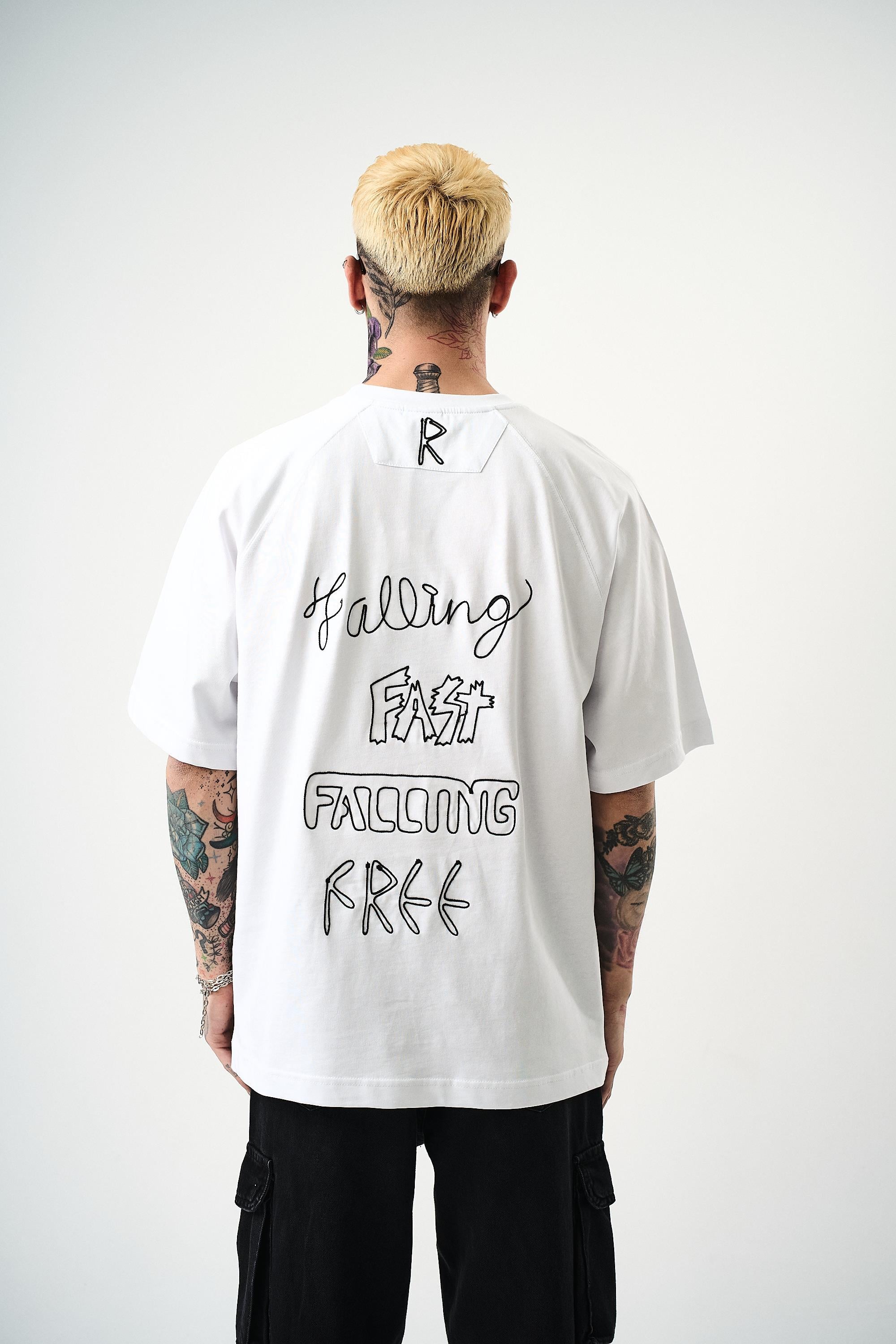 Erkek Fast Nakışlı Oversize T-Shirt Beyaz