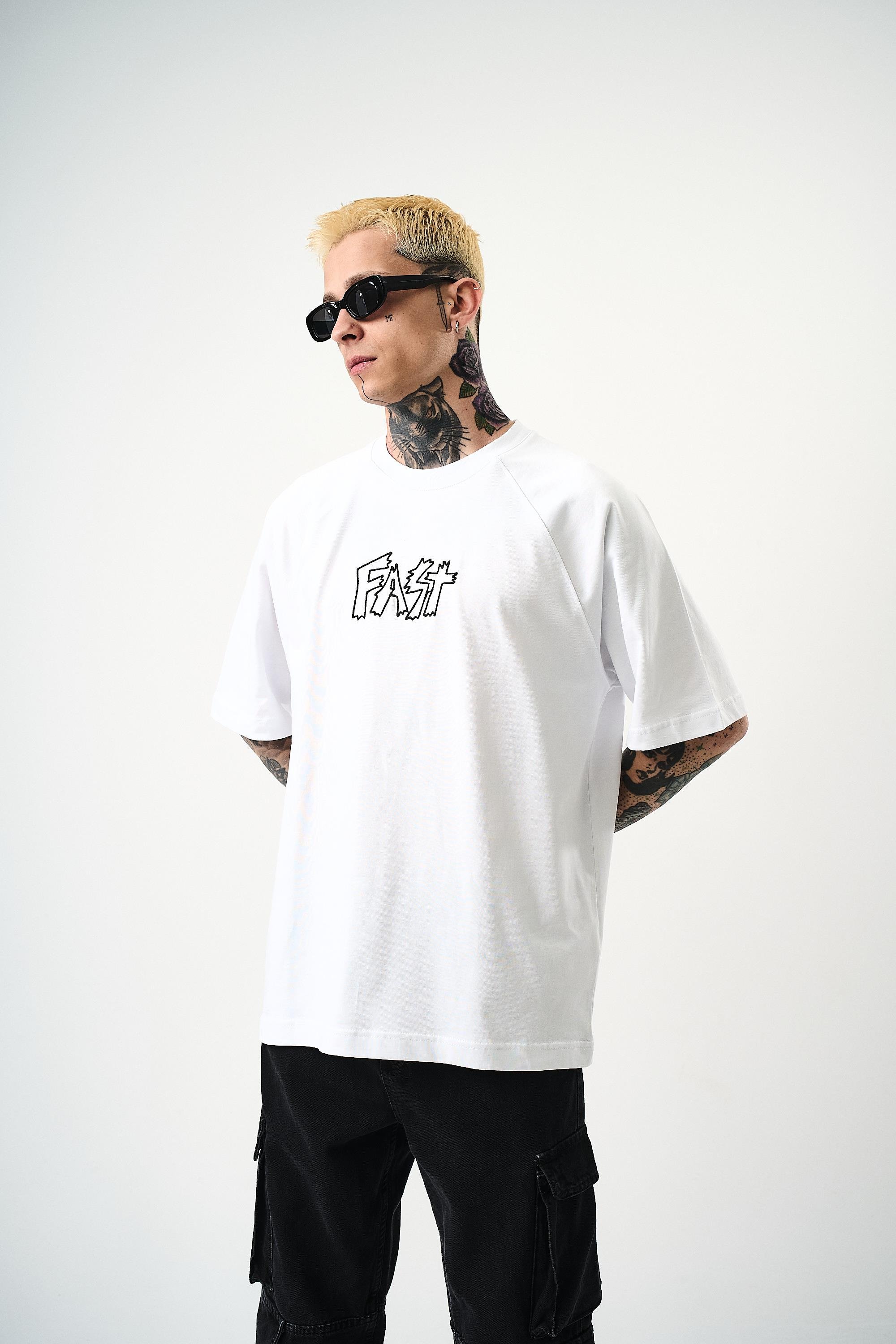 Erkek Fast Nakışlı Oversize T-Shirt Beyaz