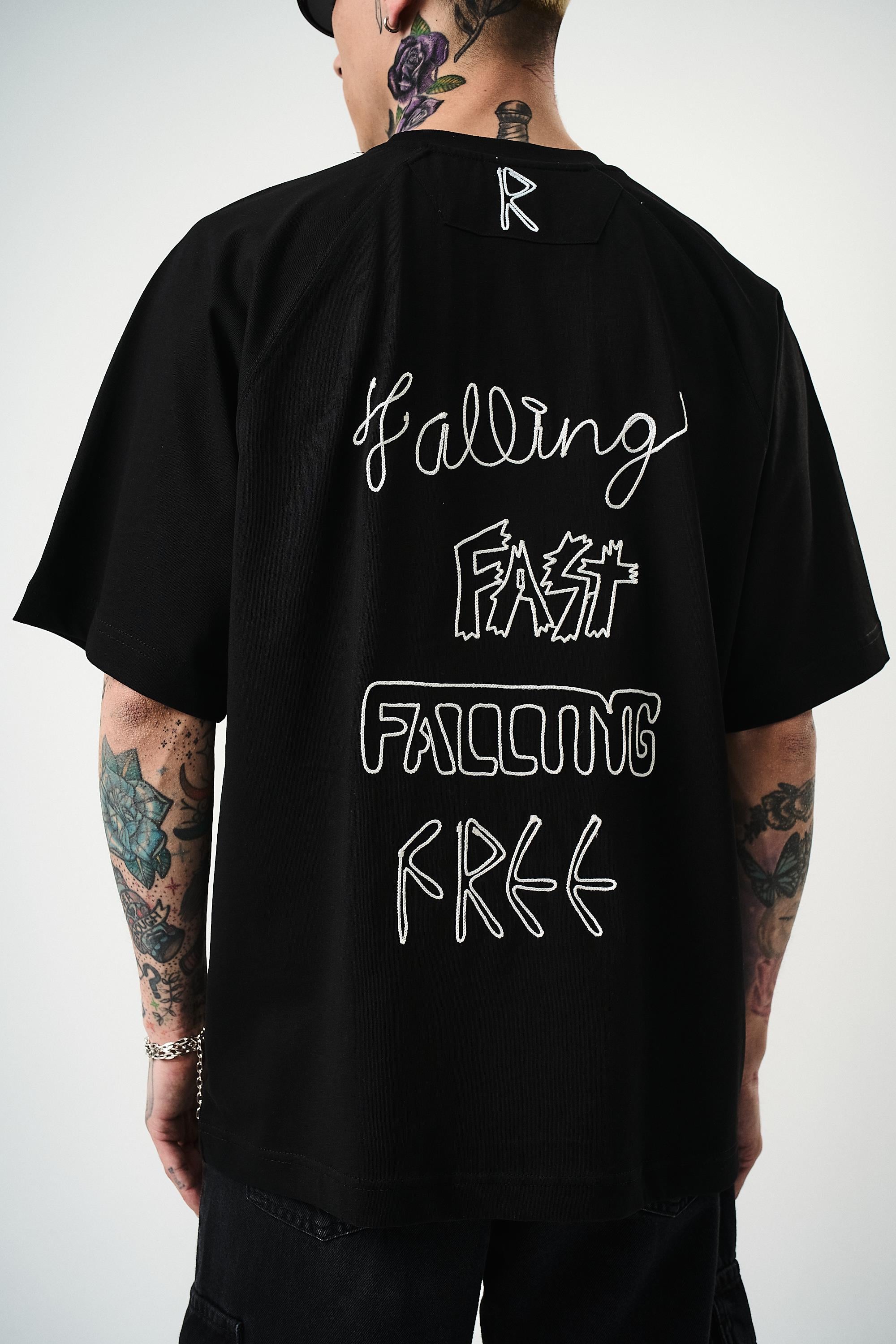 Erkek Fast Nakışlı Oversize T-Shirt Siyah
