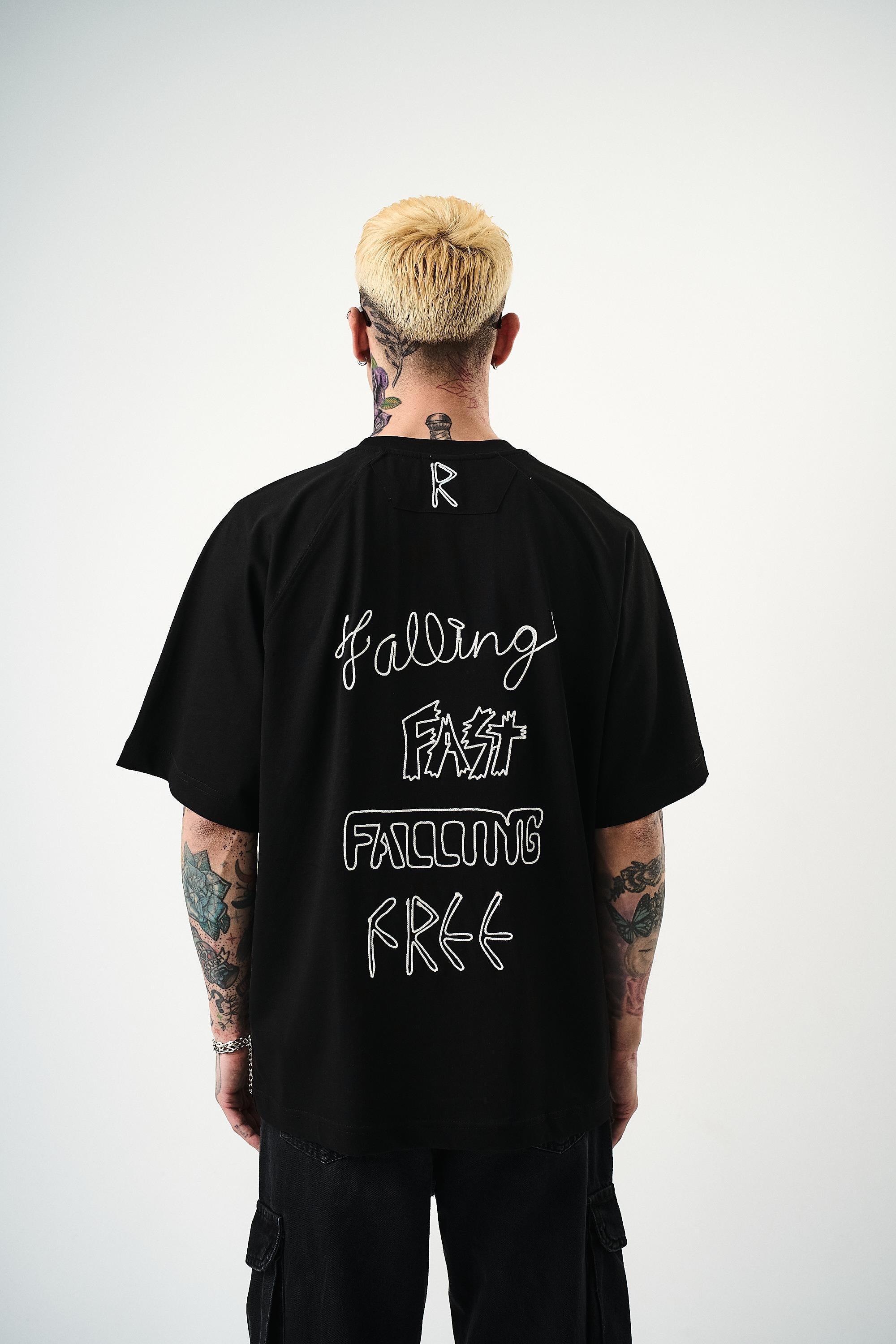Erkek Fast Nakışlı Oversize T-Shirt Siyah
