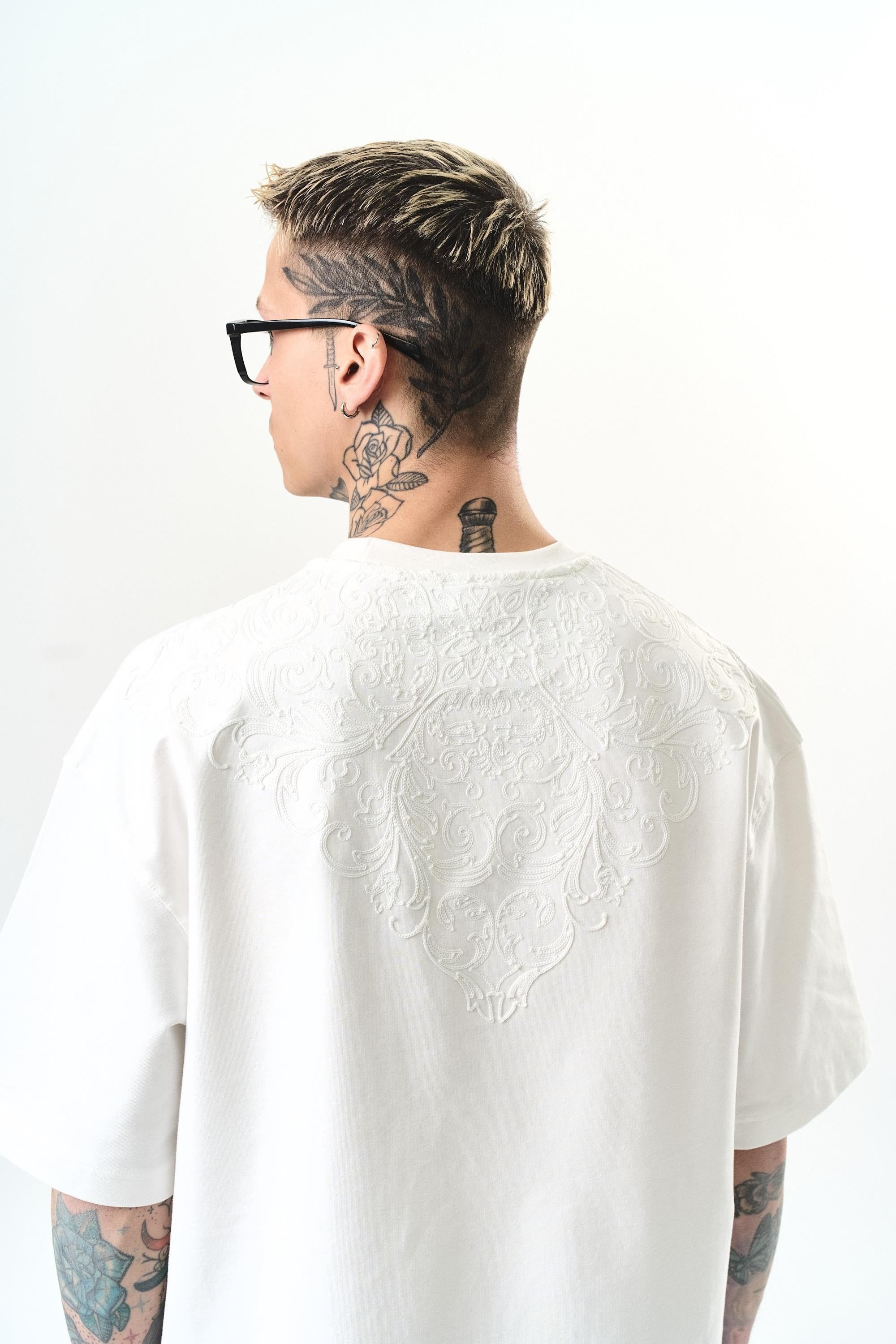 erkek-goodly-nakisli-oversize-t-shirt---807ca.jpg