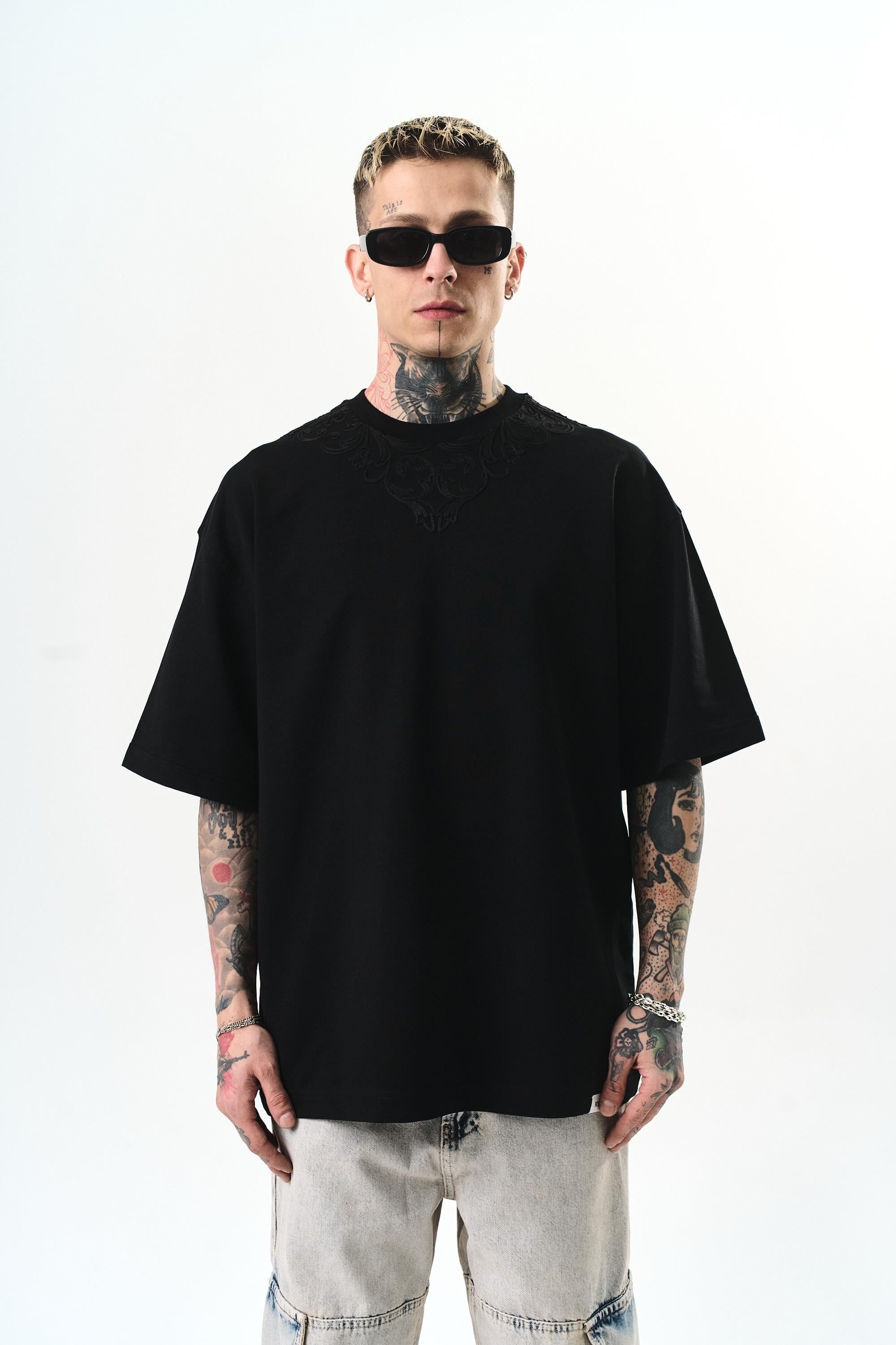 erkek-goodly-nakisli-oversize-t-shirt--3dc2-4.jpg