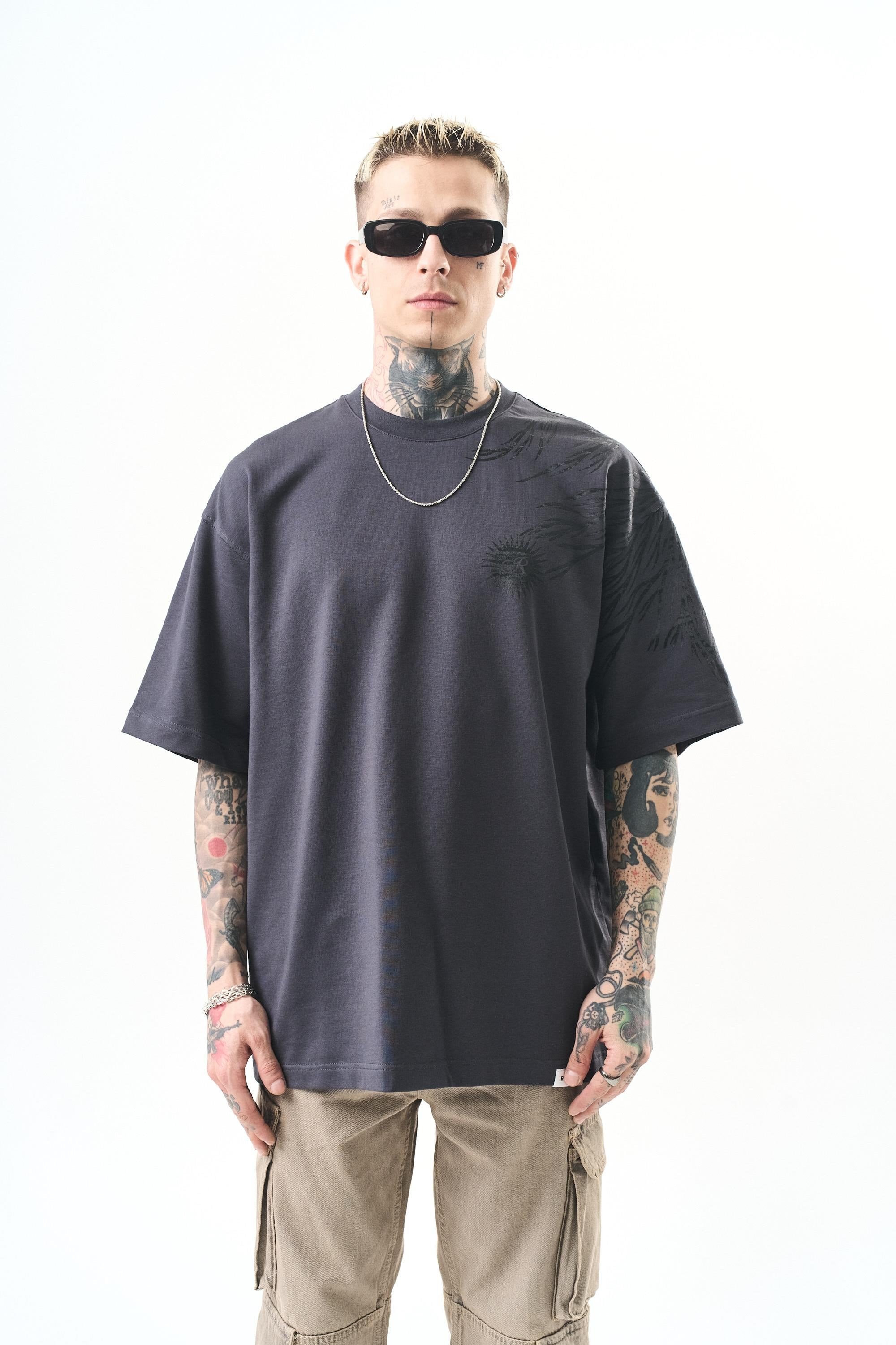 erkek-hand-baskili-oversize-t-shirt-fu-15fc5d.jpg