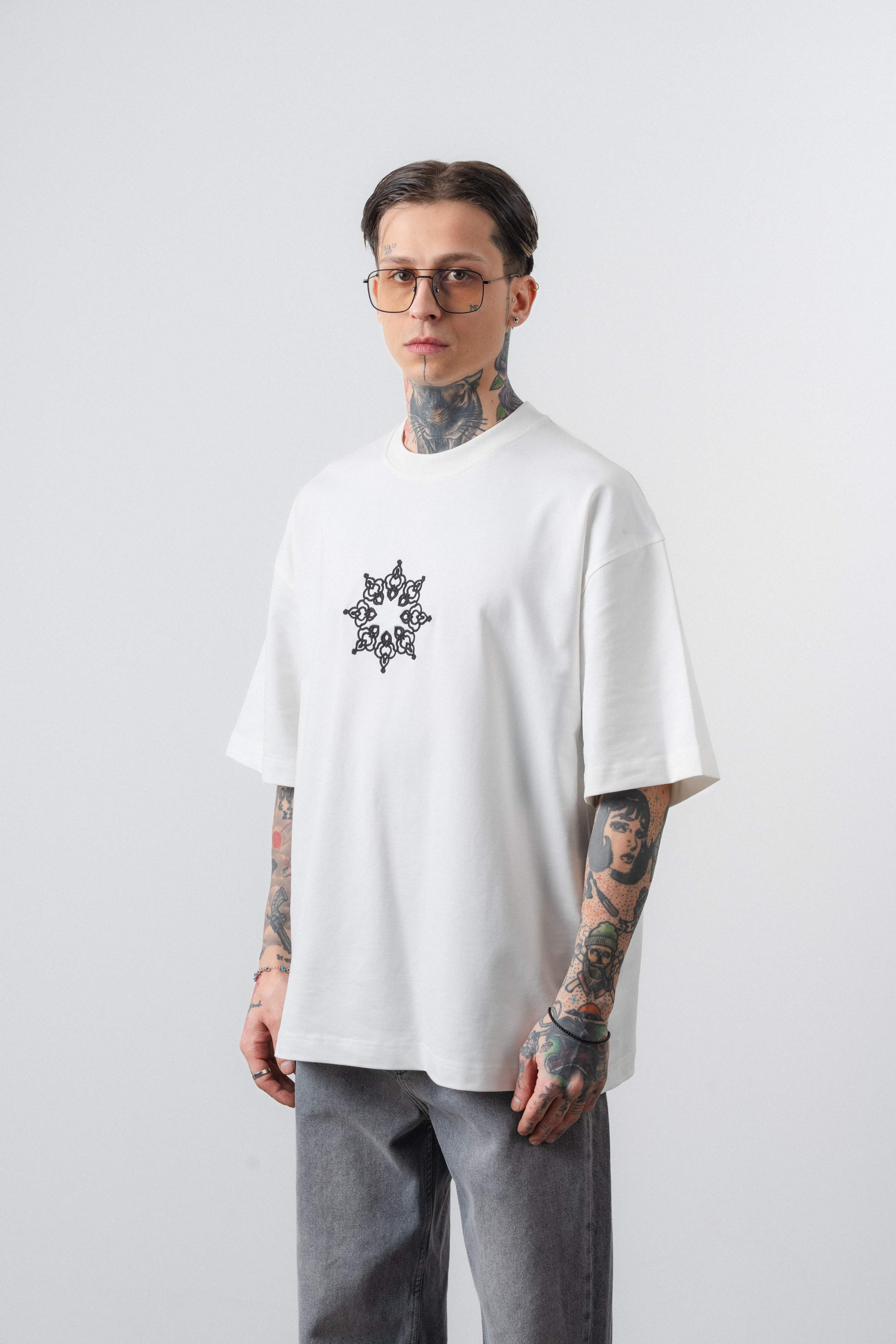 Erkek Itsbyzey Nakışlı Oversize T-Shirt Beyaz
