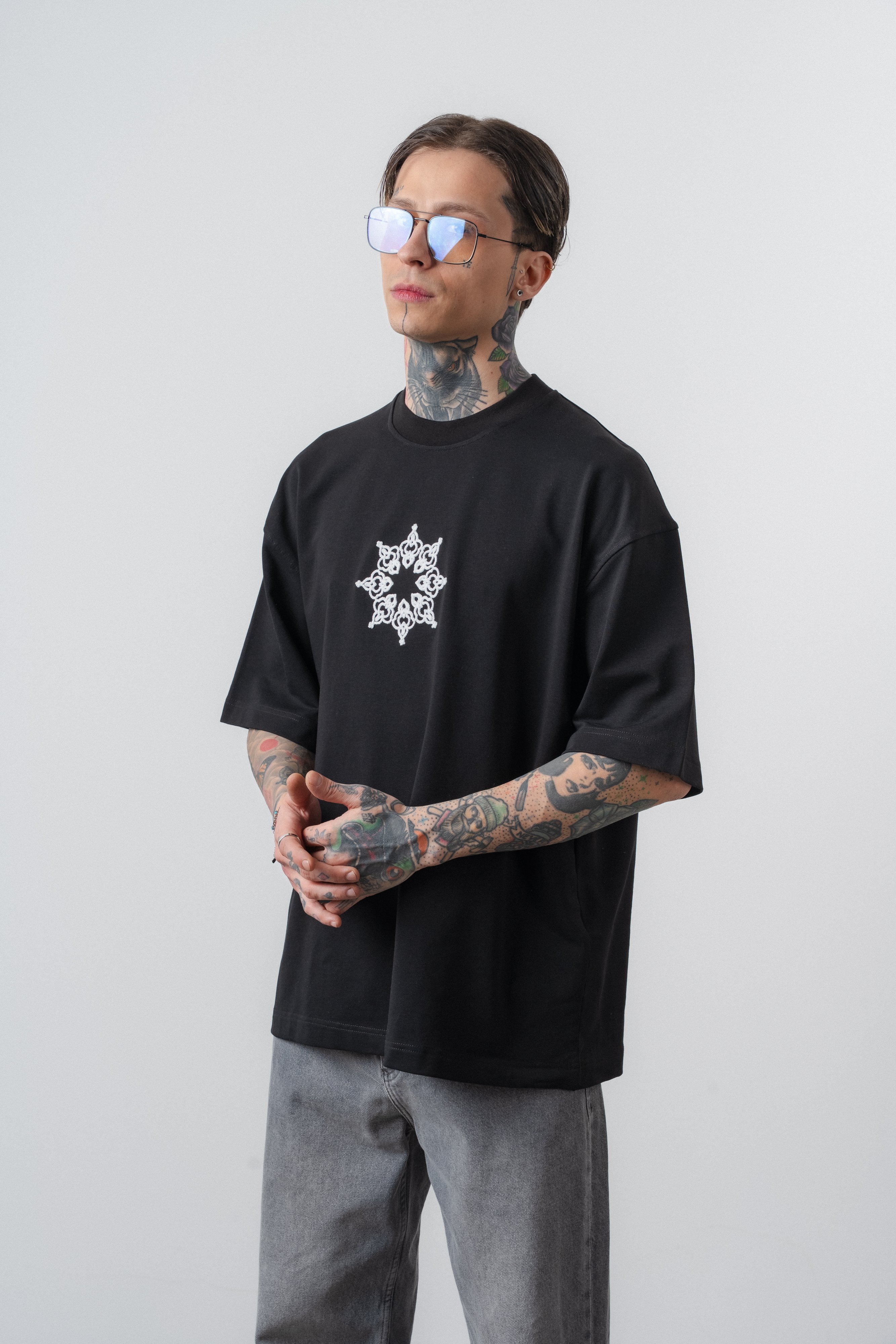 Erkek Itsbyzey Nakışlı Oversize T-Shirt Siyah