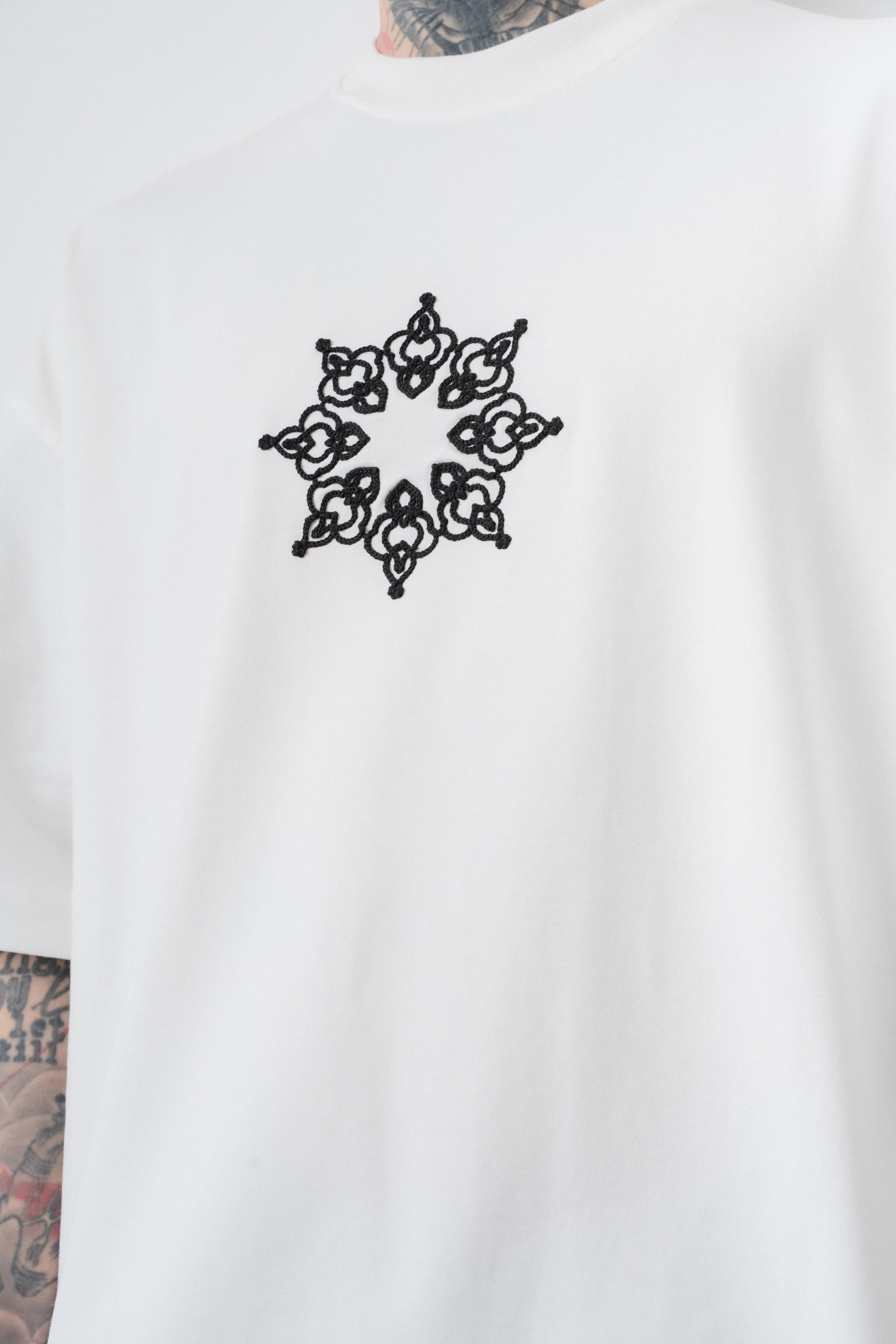 Erkek Itsbyzey Nakışlı Oversize T-Shirt Beyaz