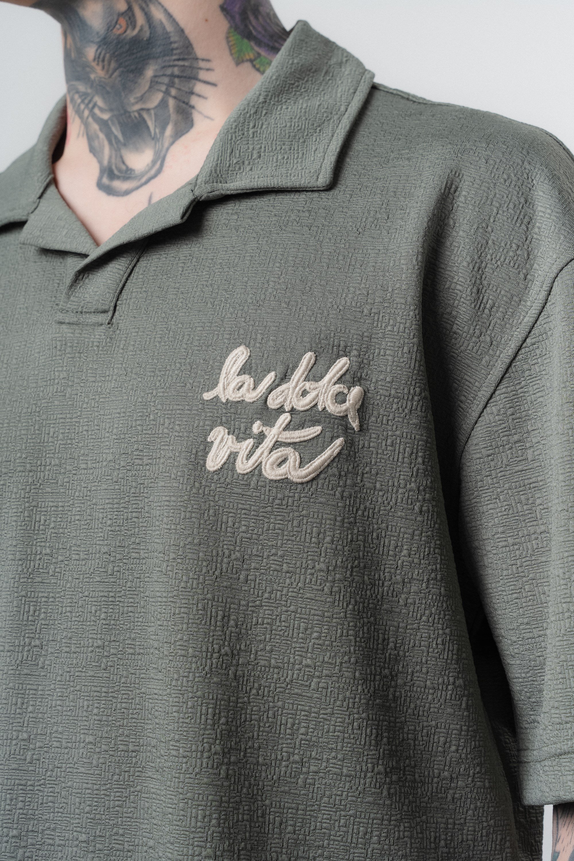 Erkek La Dolce Vita Yazılı Regular Fit T-Shirt Şort Takım Haki