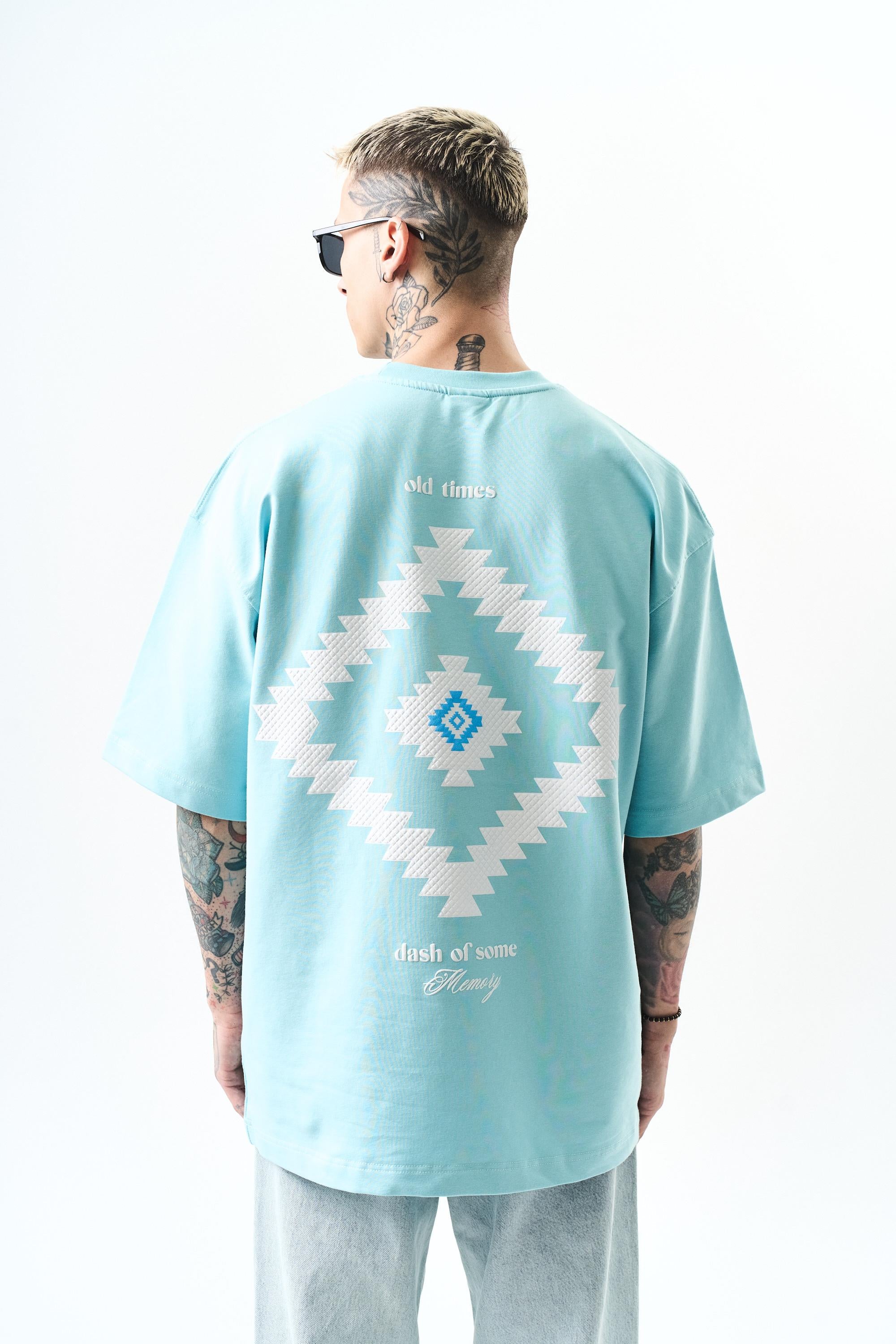erkek-memory-baskili-oversize-t-shirt--ac-8f3.jpg