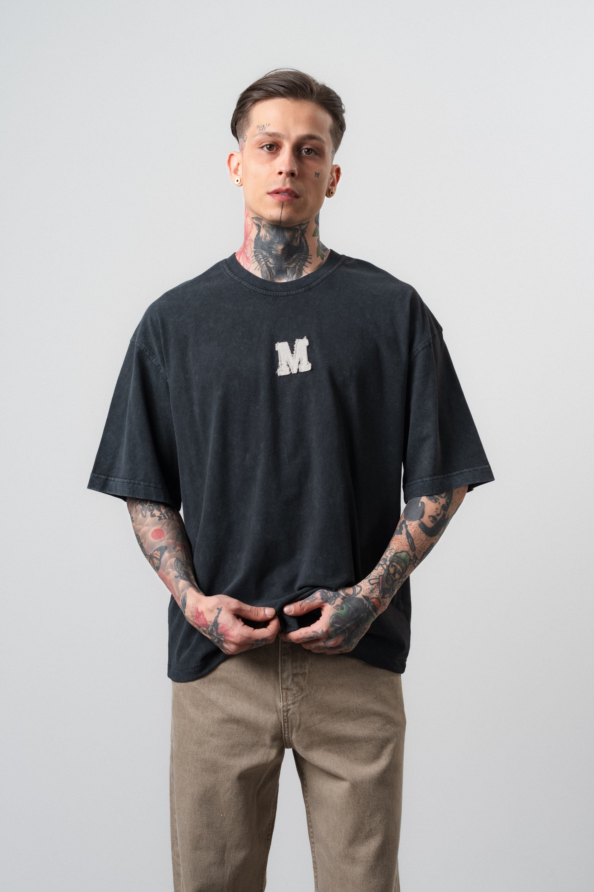 Erkek Mercy Nakışlı Yıkamalı Oversize T-Shirt Siyah