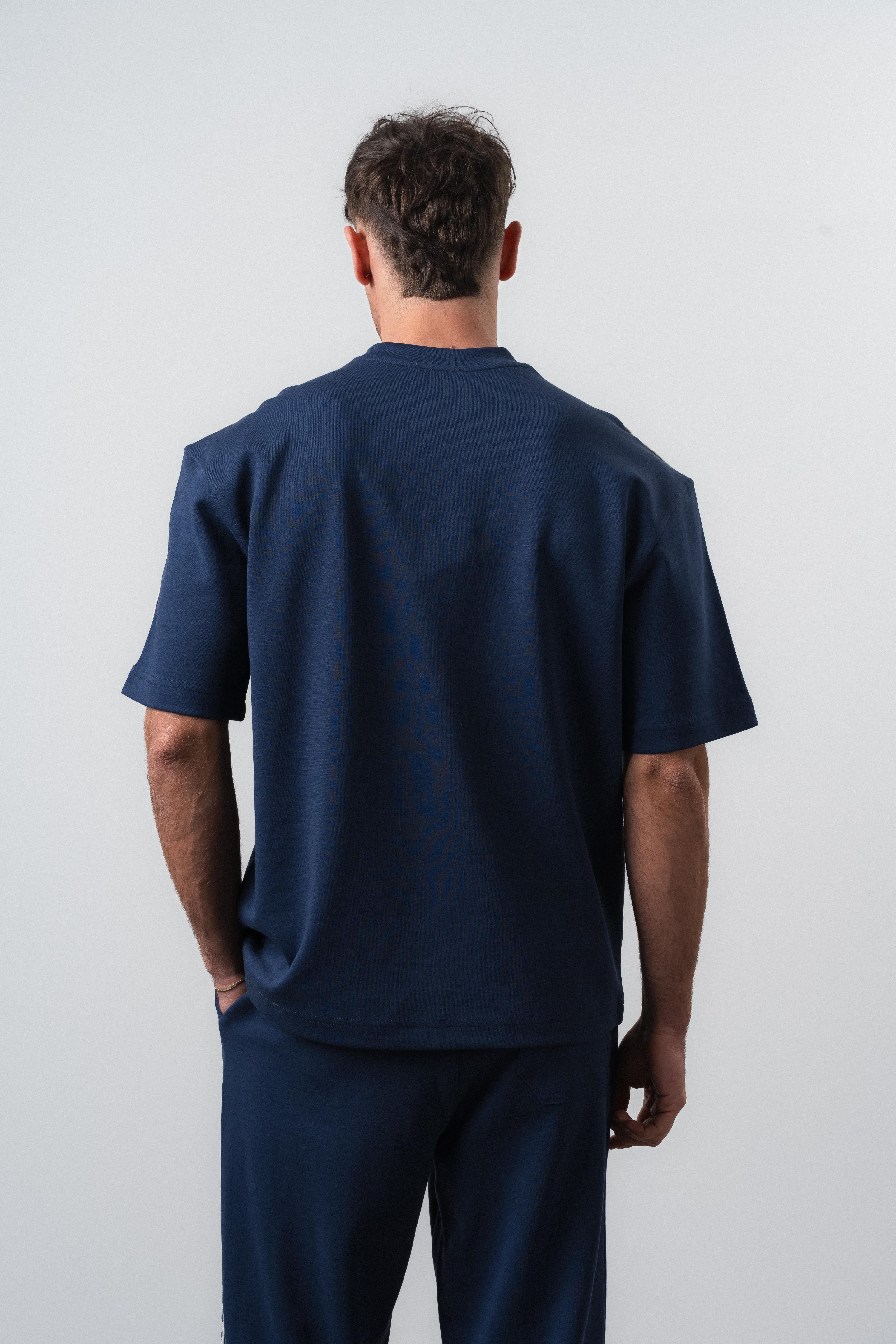 Erkek No1 Şerit Detaylı Regular Fit T-Shirt Lacivert