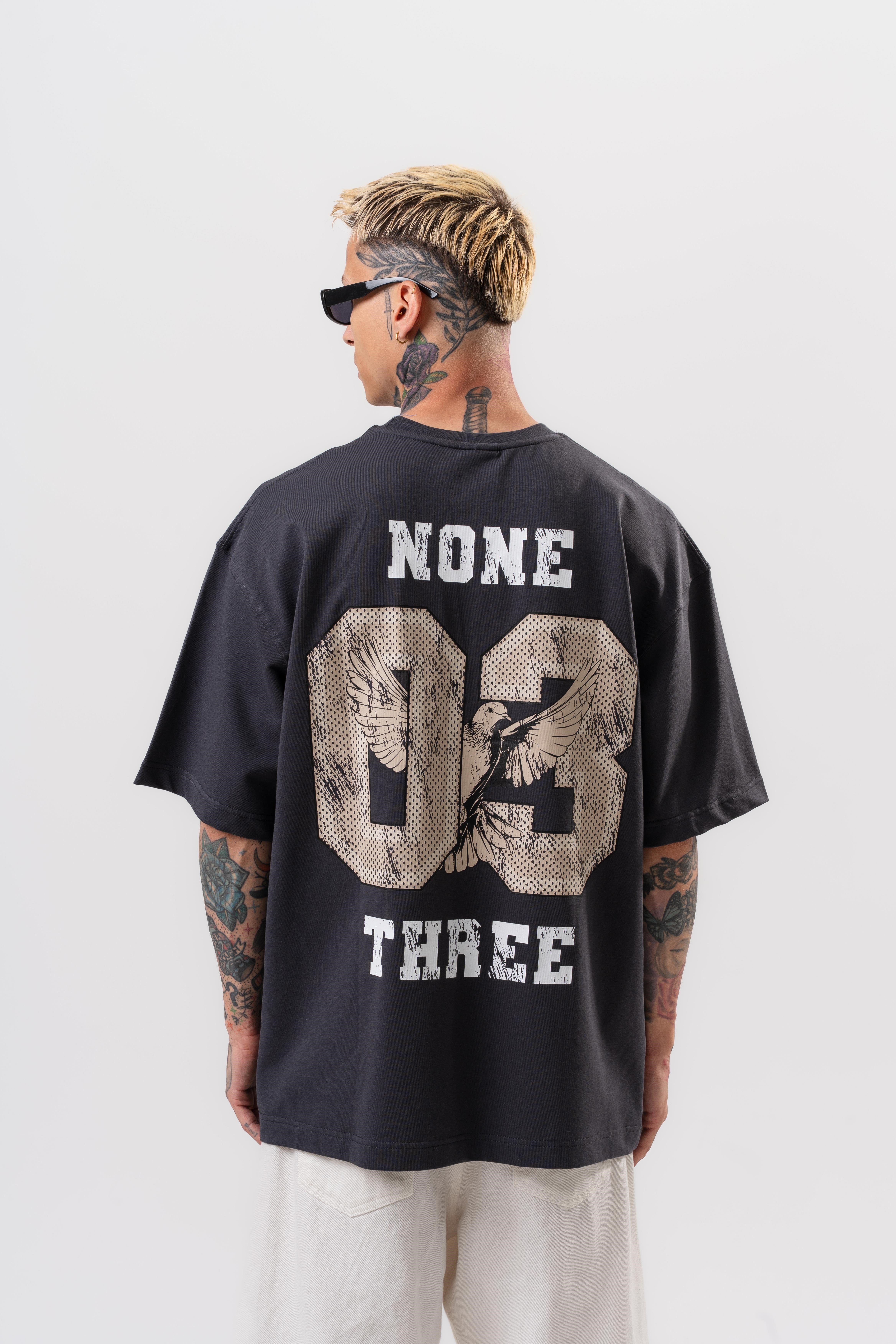 erkek-none-three-baskili-oversize-t-sh-3c28-4.jpg