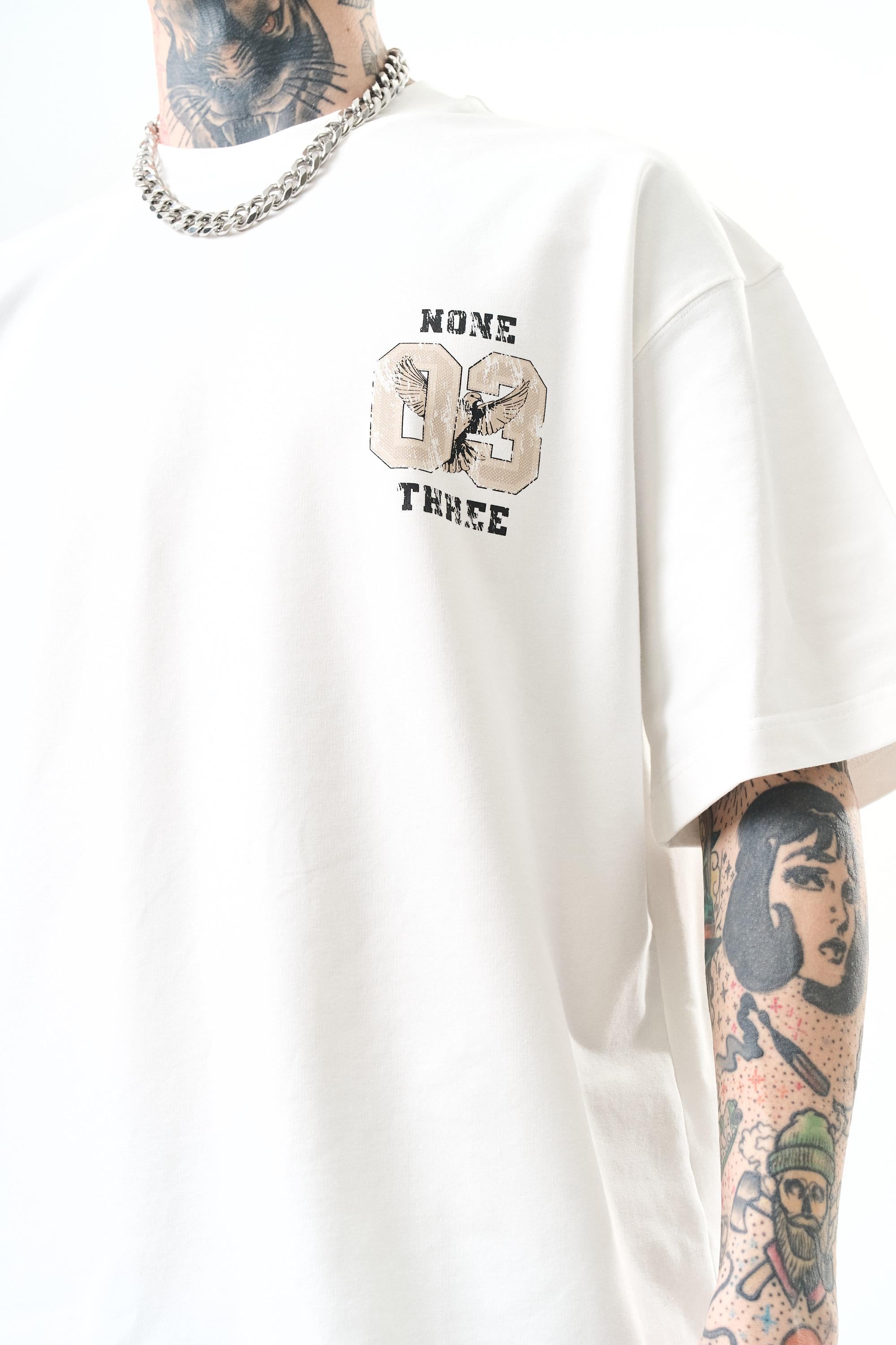 Erkek None Three Baskılı Oversize T-Shirt Ekru