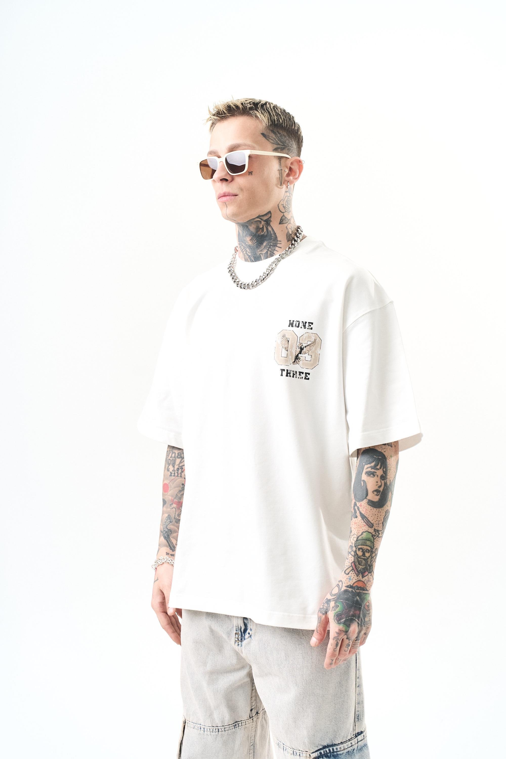 Erkek None Three Baskılı Oversize T-Shirt Ekru