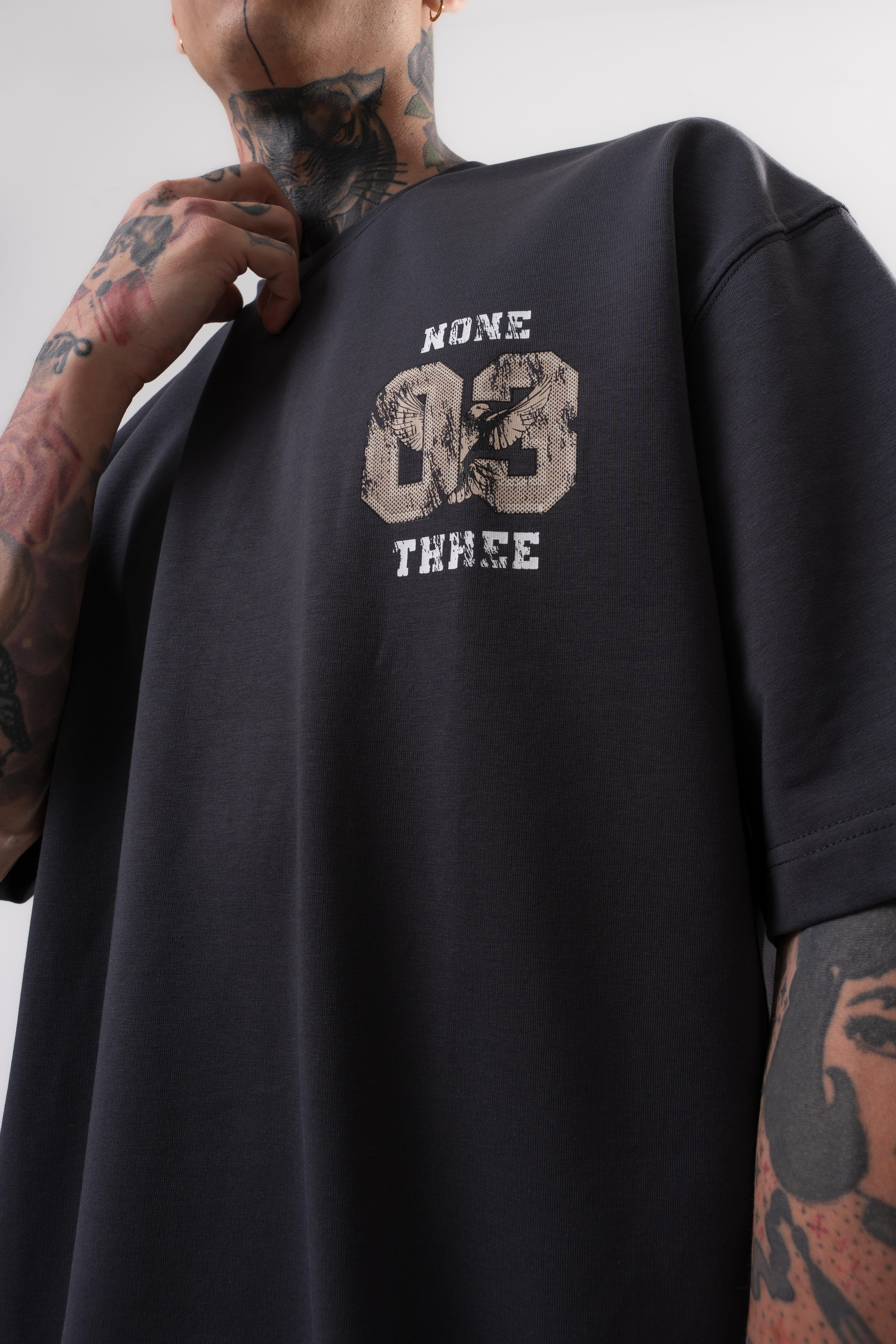 Erkek None Three Baskılı Oversize T-Shirt Füme