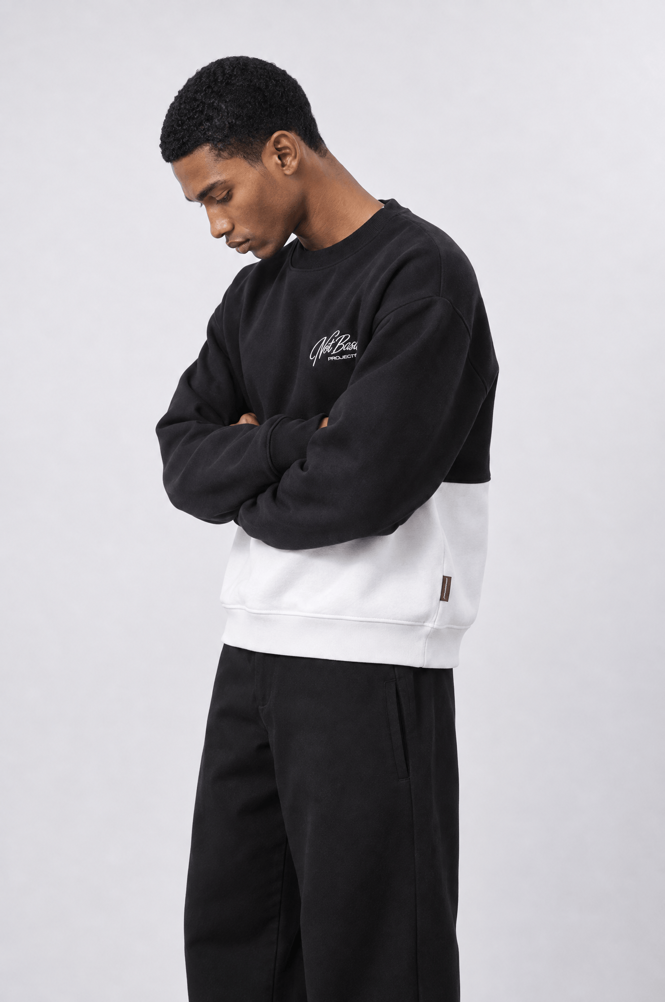 Erkek Not Basic Project Nakışlı Oversize Sweatshirt Siyah