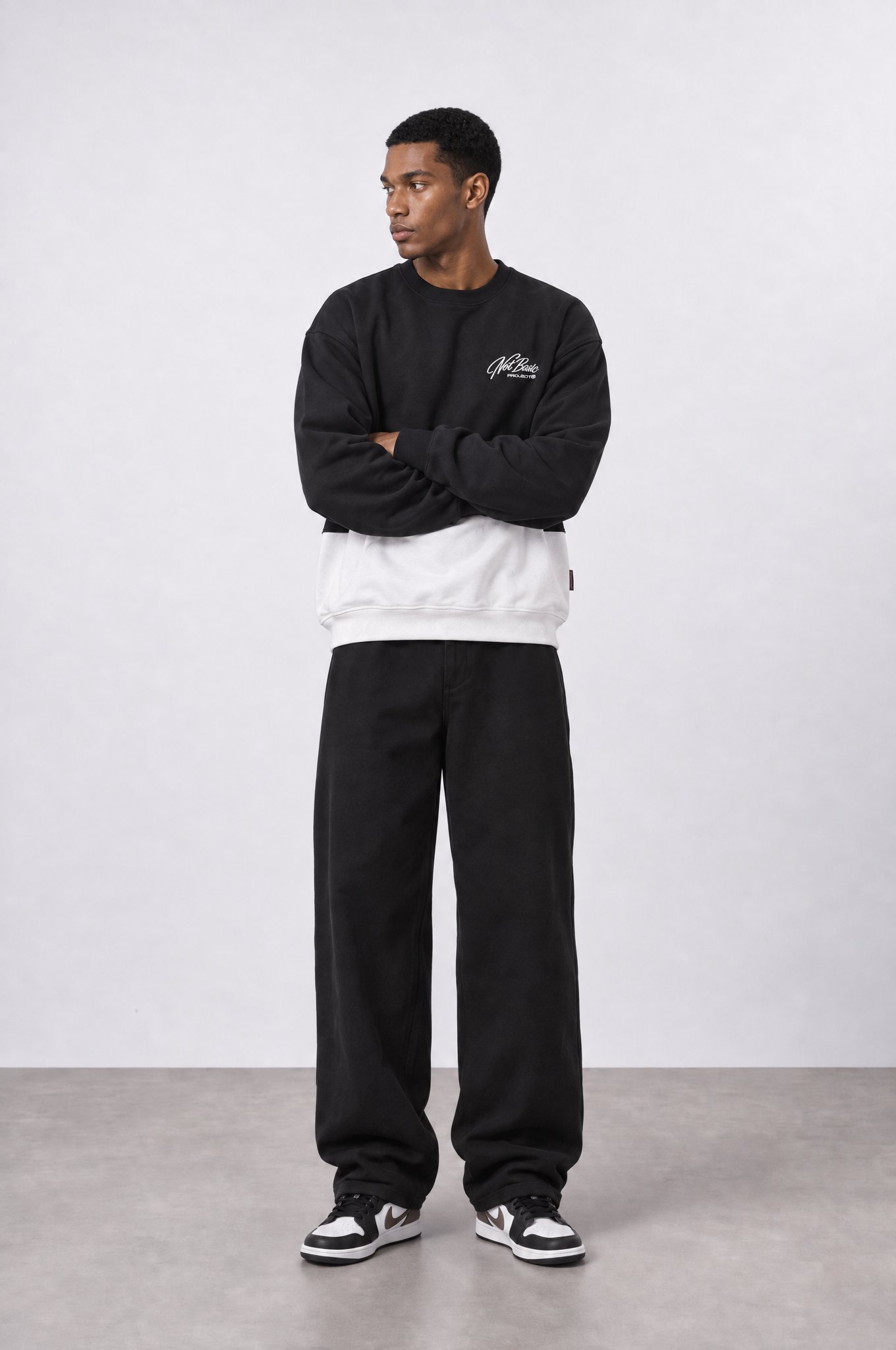 Erkek Not Basic Project Nakışlı Oversize Sweatshirt Siyah