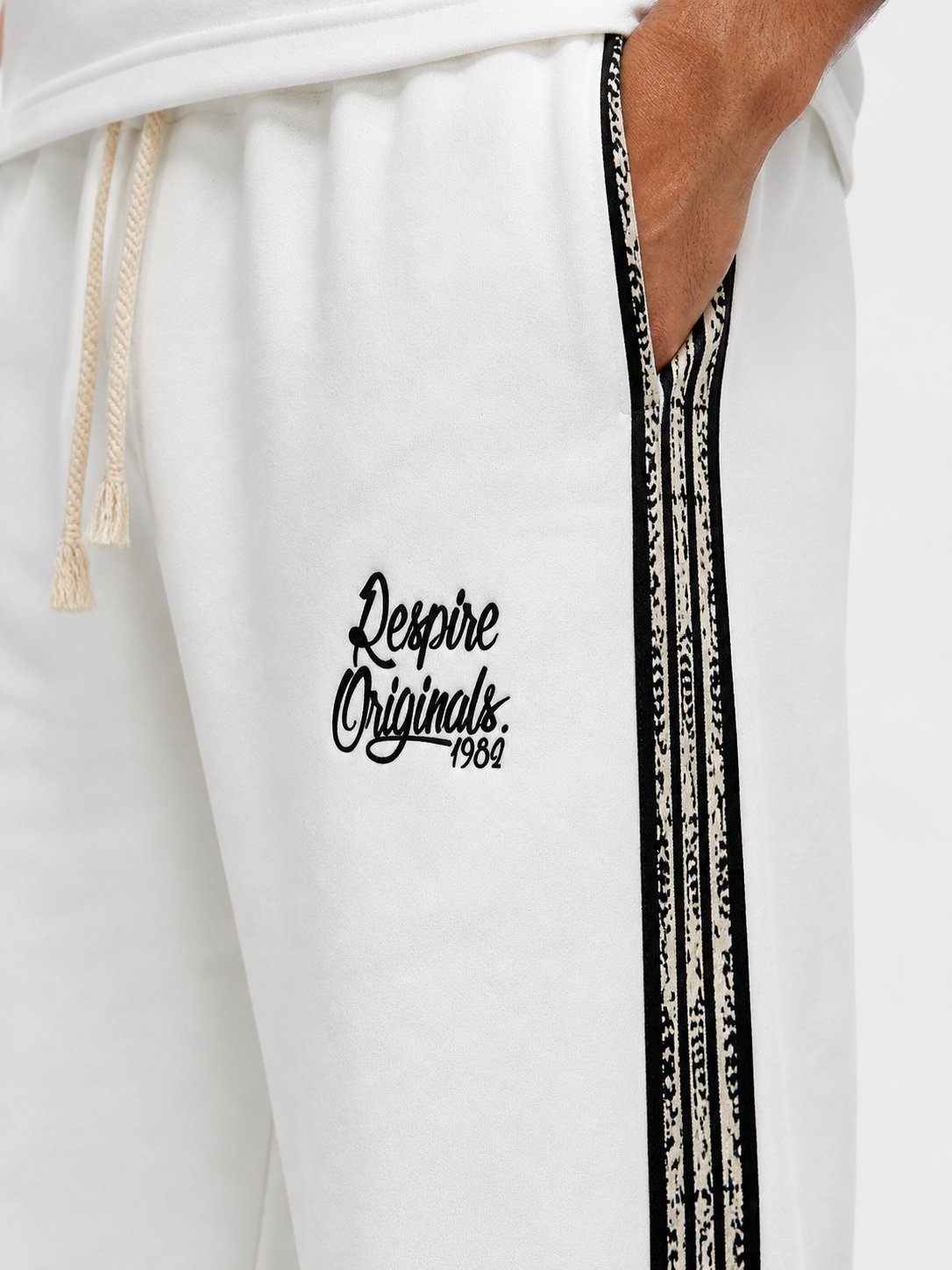 Erkek Originals Şerit Detaylı Regular Fit Eşofman Takımı Ekru