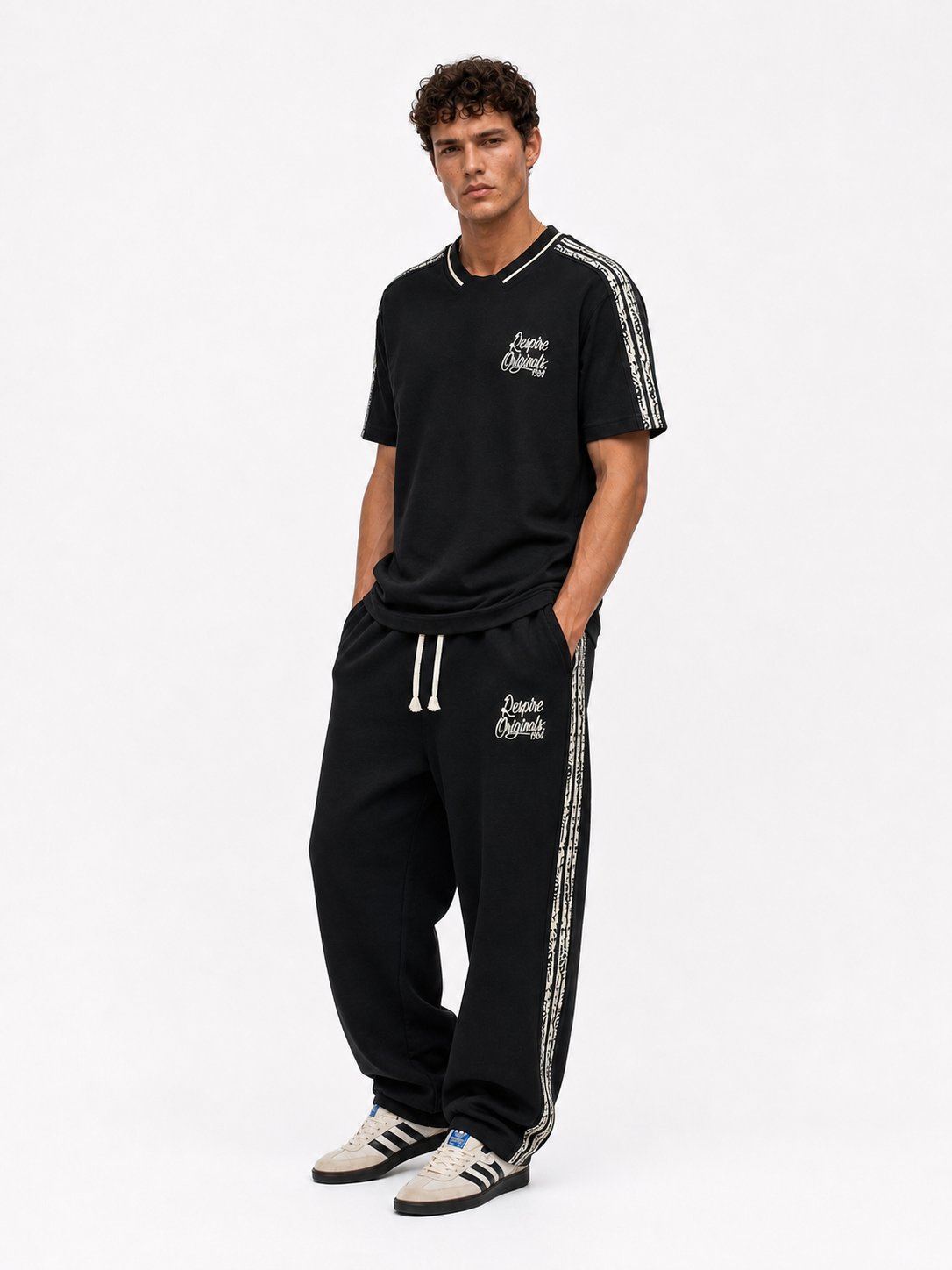 Erkek Originals Şerit Detaylı Regular Fit Eşofman Takımı Siyah