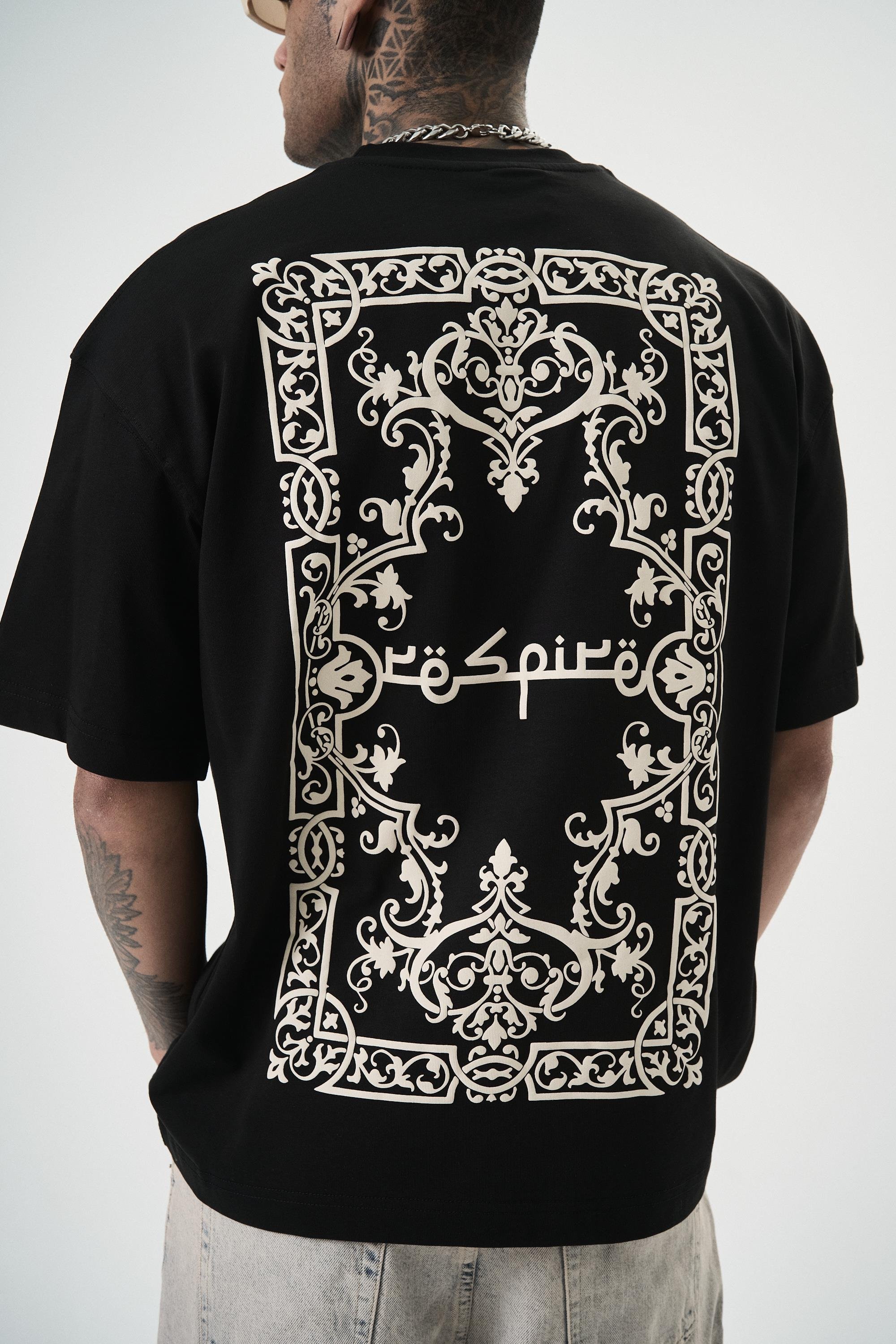 erkek-ornaments-baskili-oversize-t-shi-d3ab8a.jpg