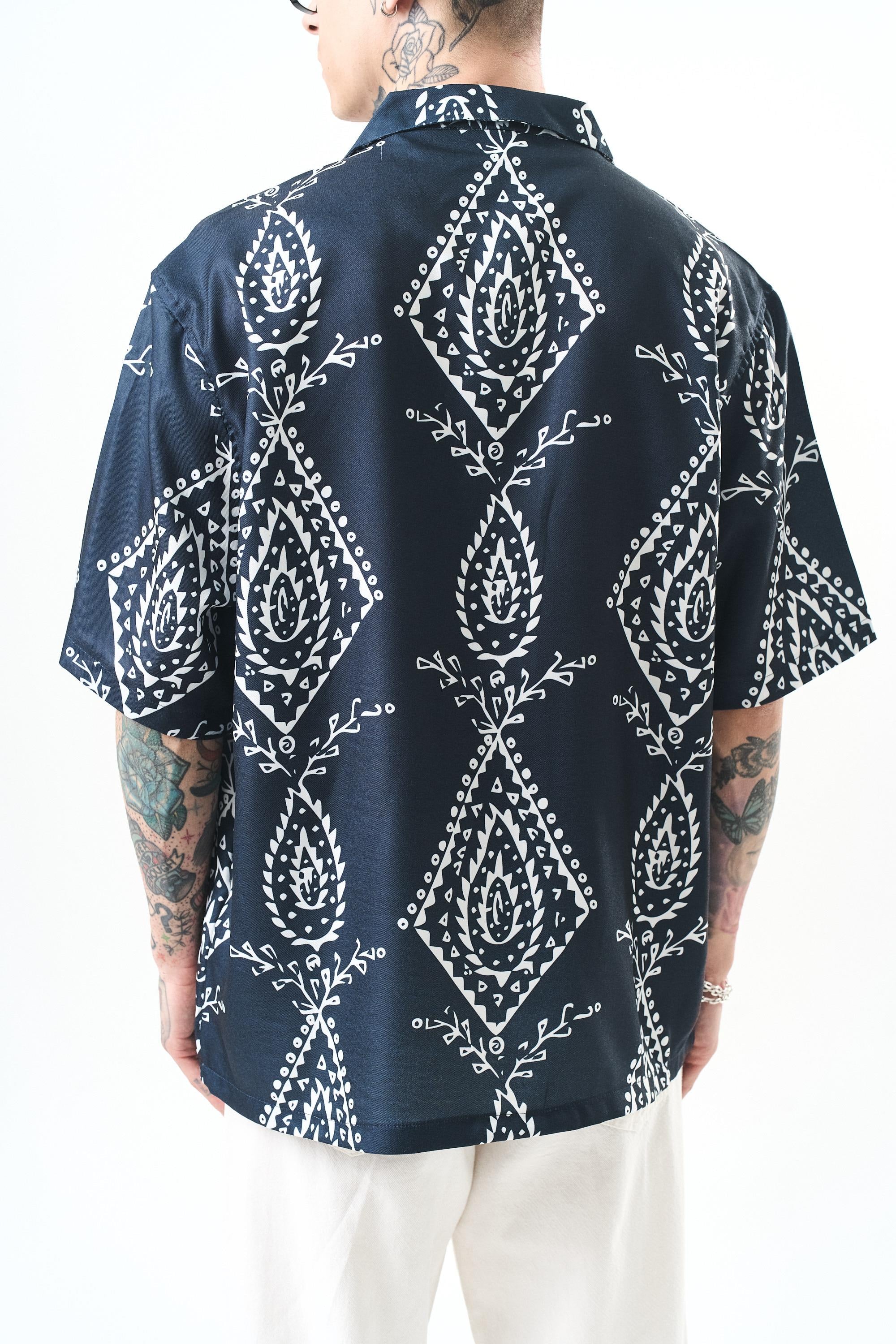 Erkek Pais Pattern Baskılı Oversize Gömlek Beyaz
