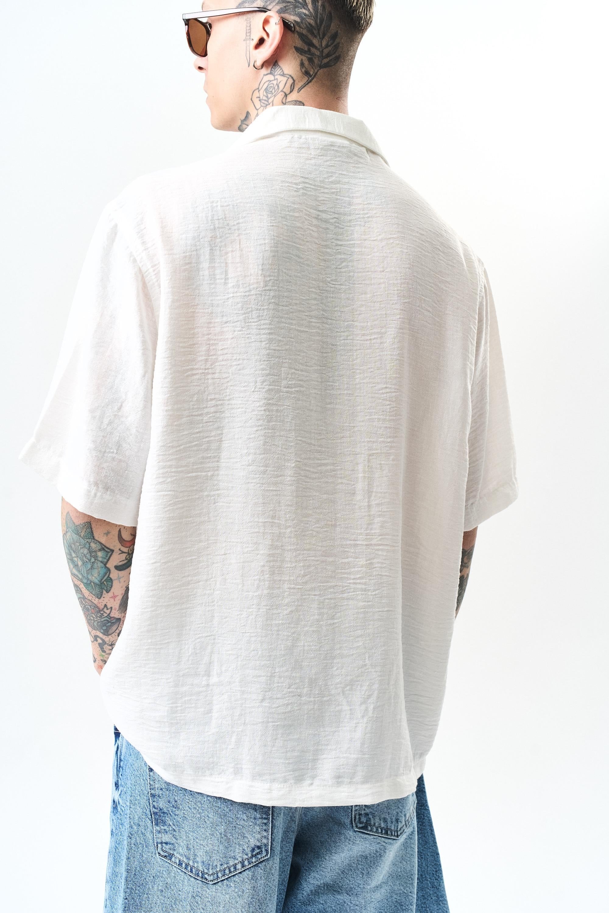 erkek-r-baskili-oversize-keten-gomlek--495123.jpg