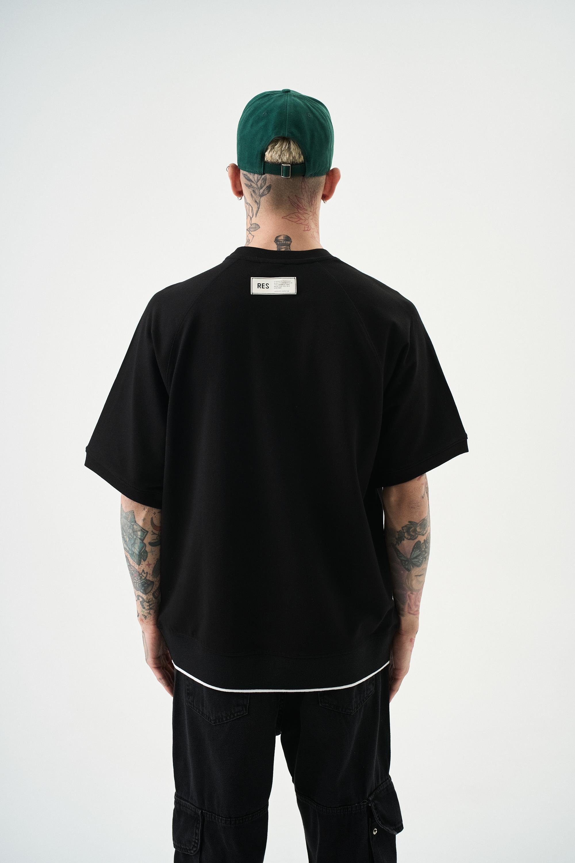 erkek-r-nakisli-oversize-t-shirt-siyah-d-4e03.jpg
