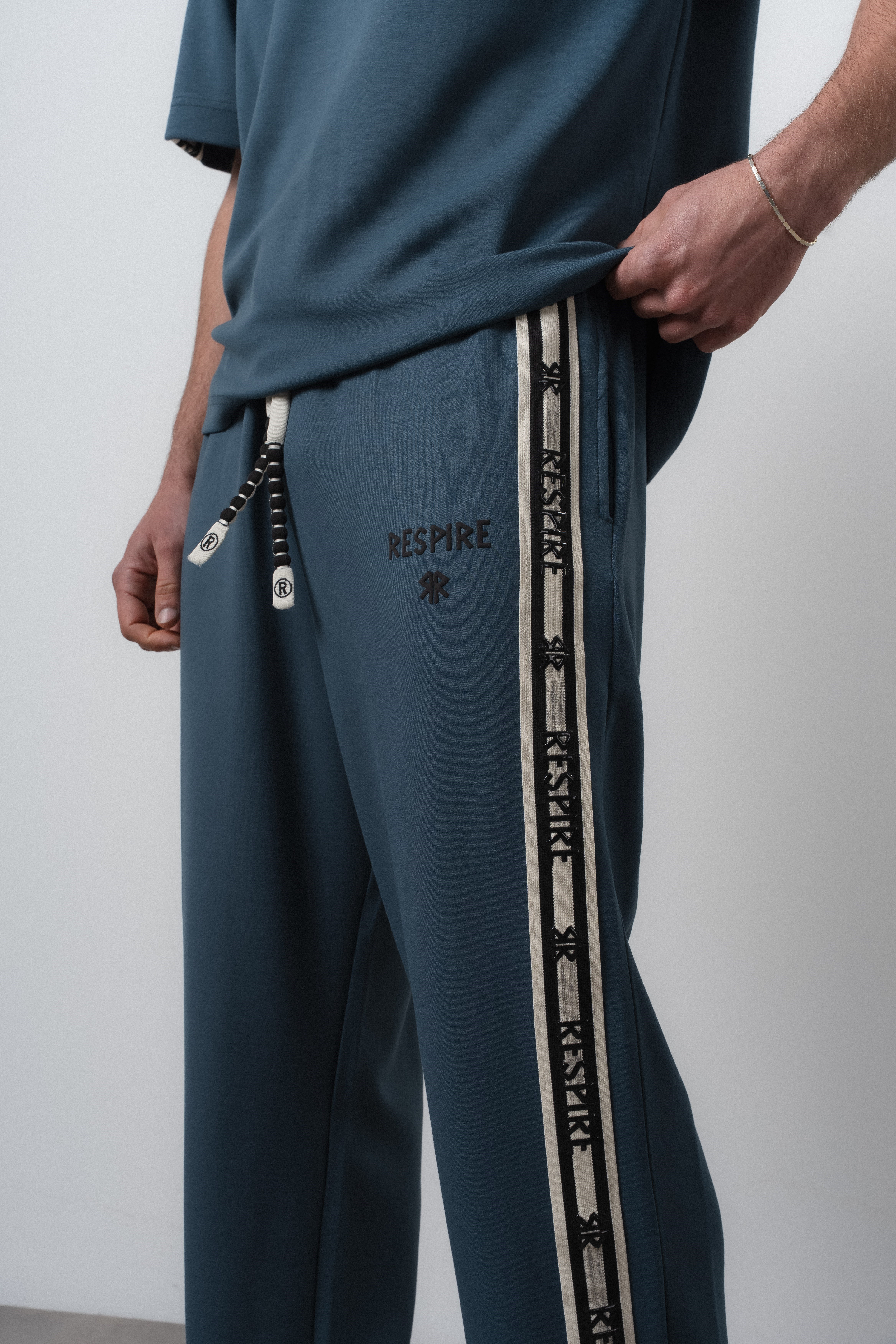 Erkek Respire Şerit Detaylı Regular Fit T-Shirt Pantolon Takım Petrol