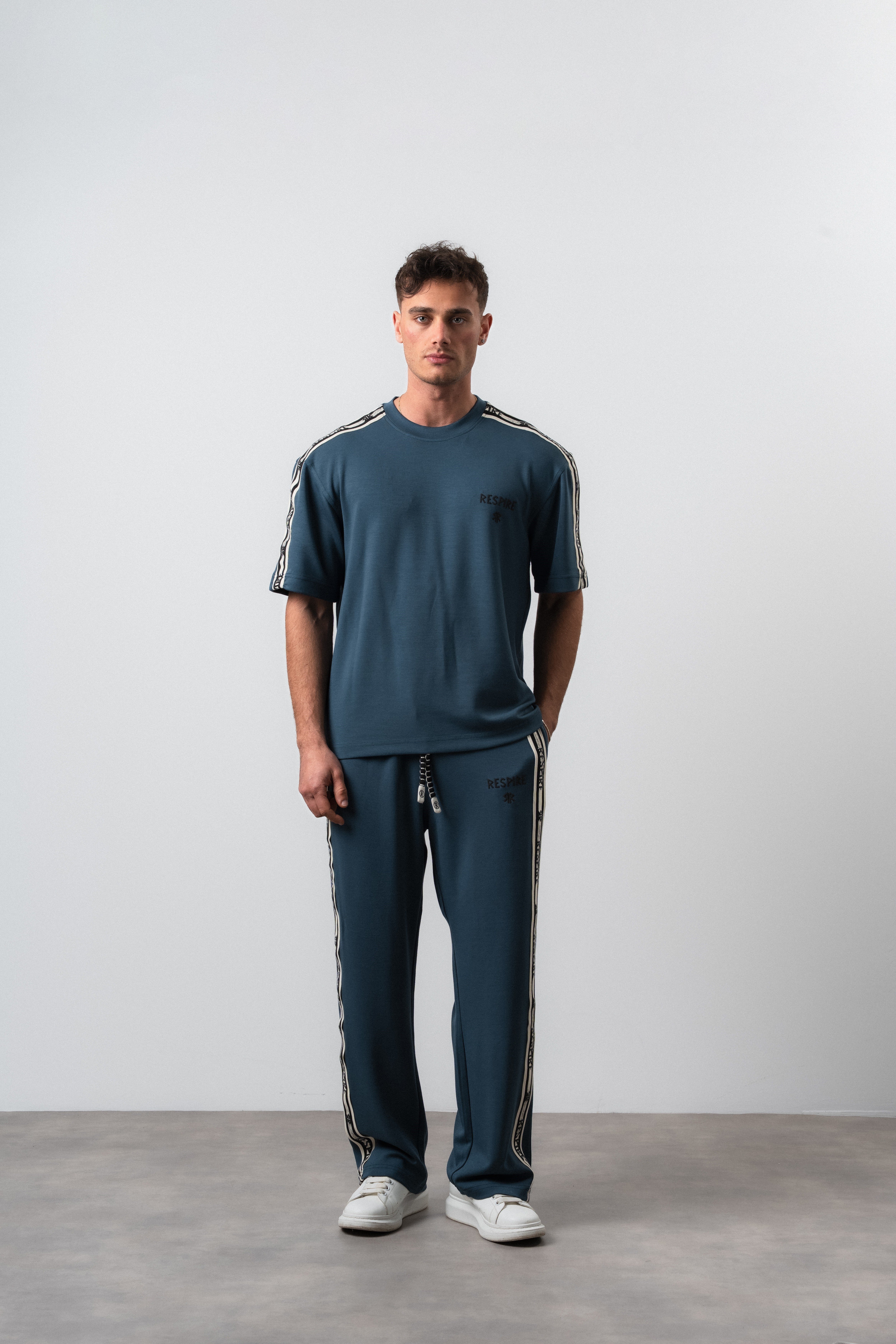Erkek Respire Şerit Detaylı Regular Fit T-Shirt Pantolon Takım Petrol