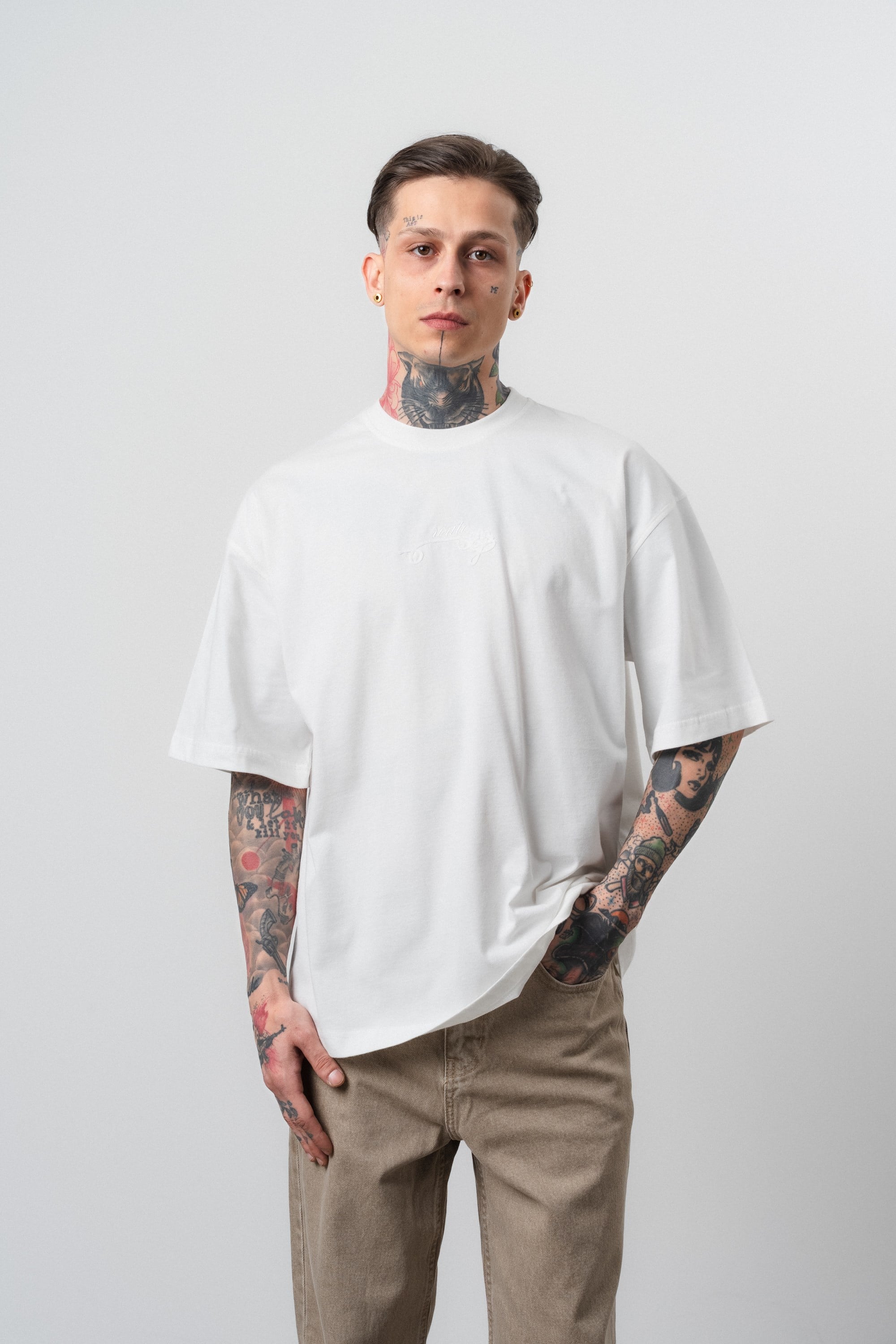 Erkek Route Nakışlı Oversize T-Shirt Ekru