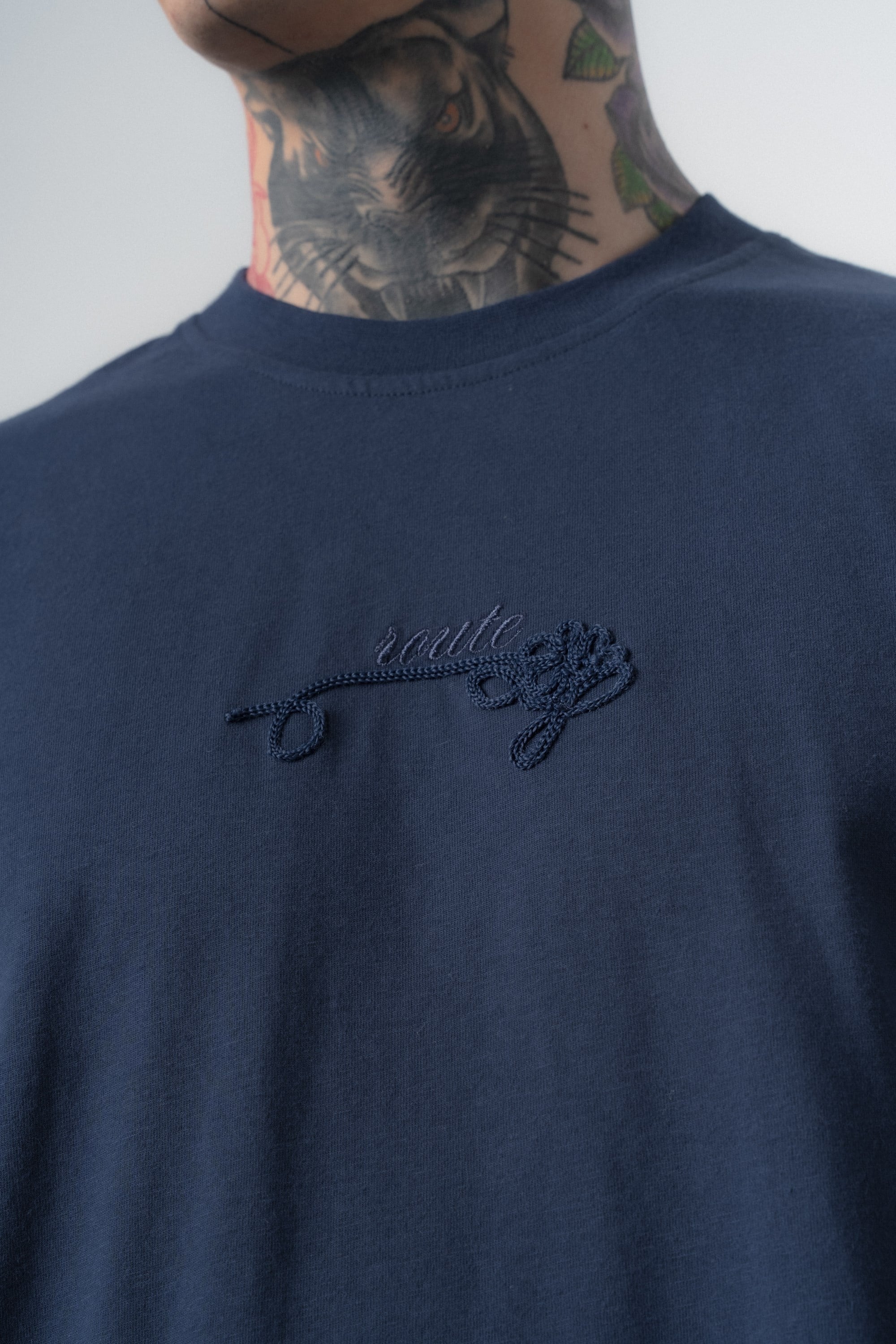 Erkek Route Nakışlı Oversize T-Shirt Lacivert