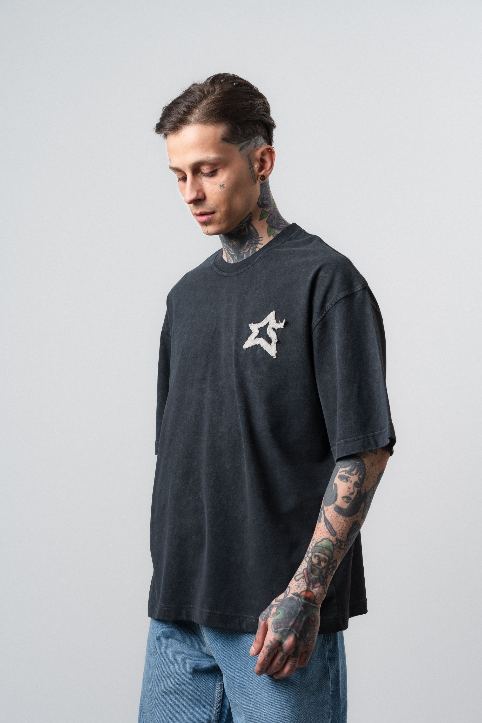 Erkek Saint Nakışlı Yıkamalı Oversize T-Shirt Siyah
