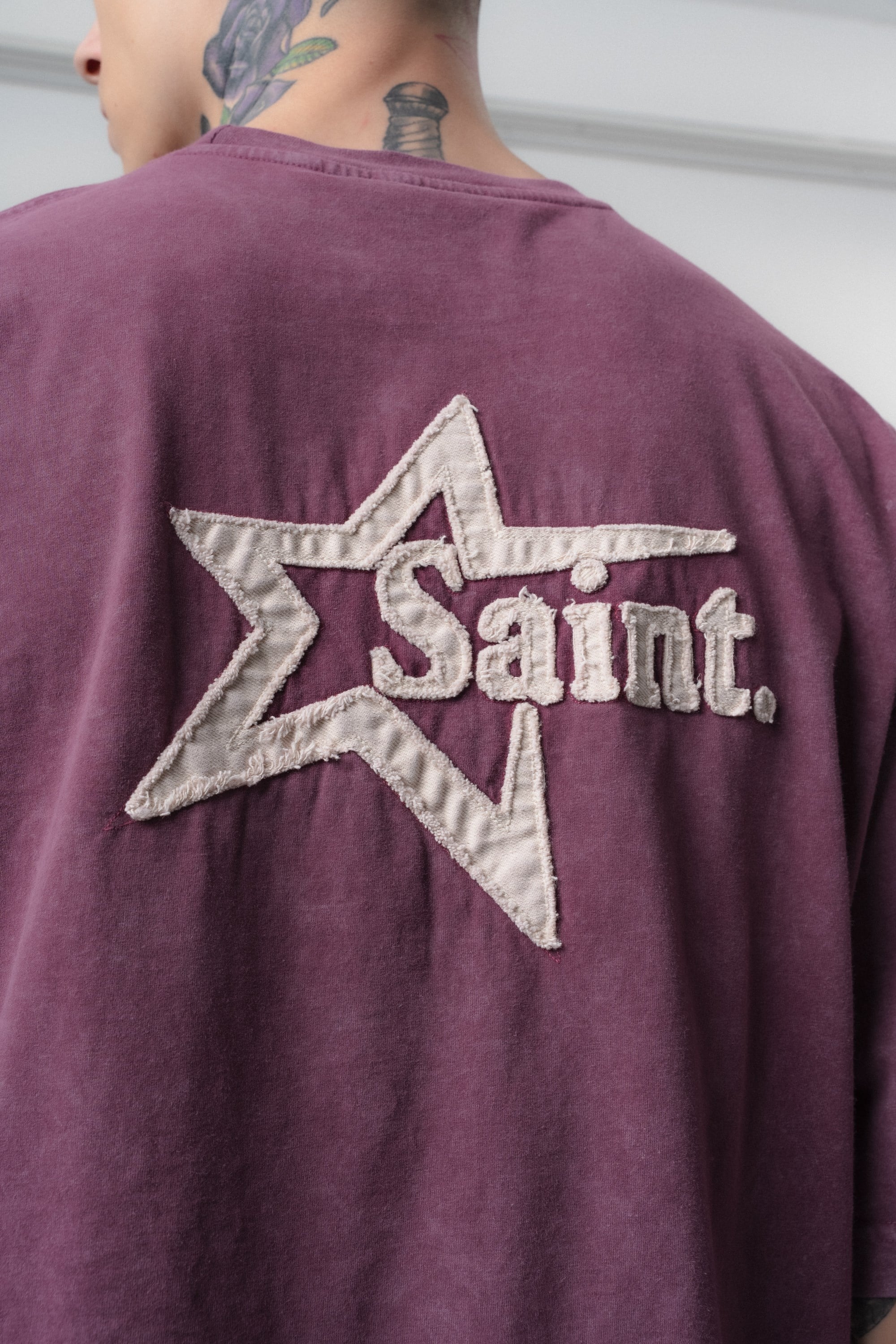 Erkek Saint Nakışlı Yıkamalı Oversize T-Shirt Vişne