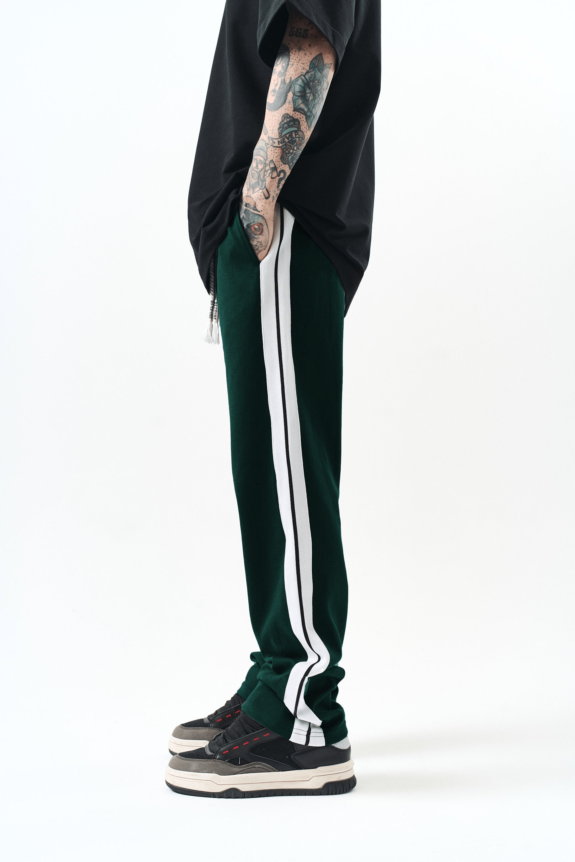 erkek-serit-detayli-interlok-baggy-eso-5a-f61.png