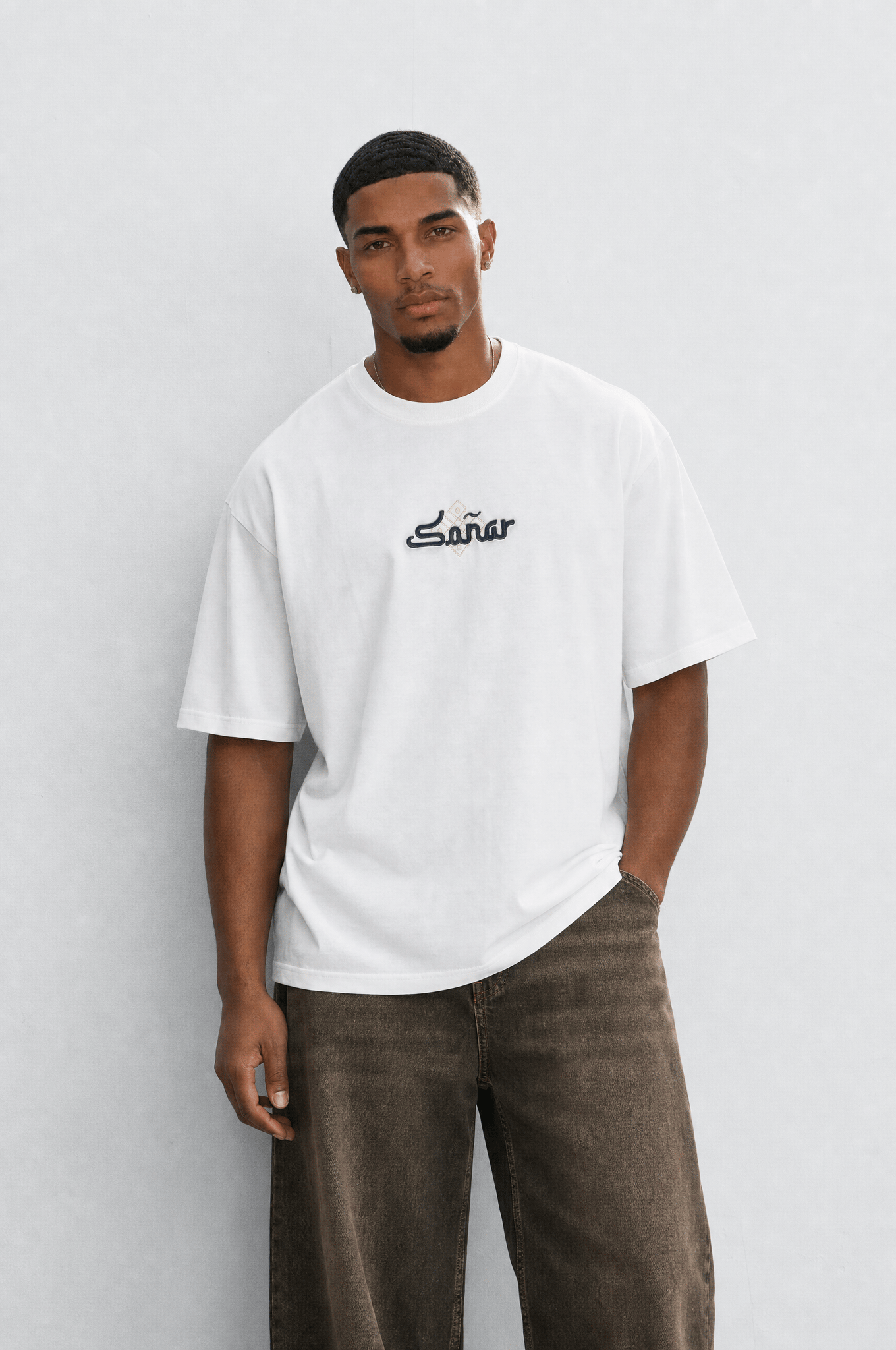 Erkek Sonar Nakış Detaylı Oversize T-Shirt Ekru