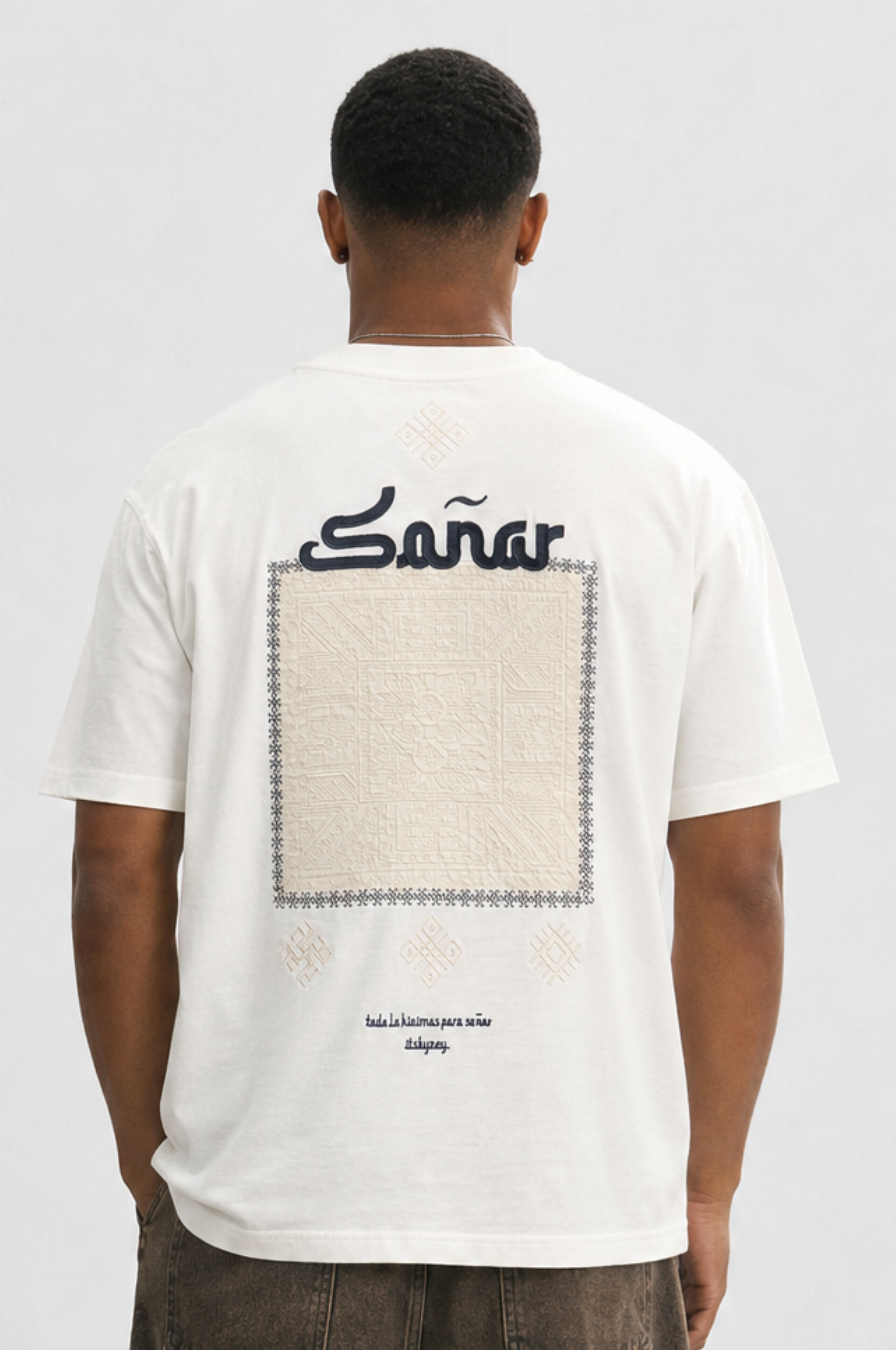 Erkek Sonar Nakış Detaylı Oversize T-Shirt Ekru