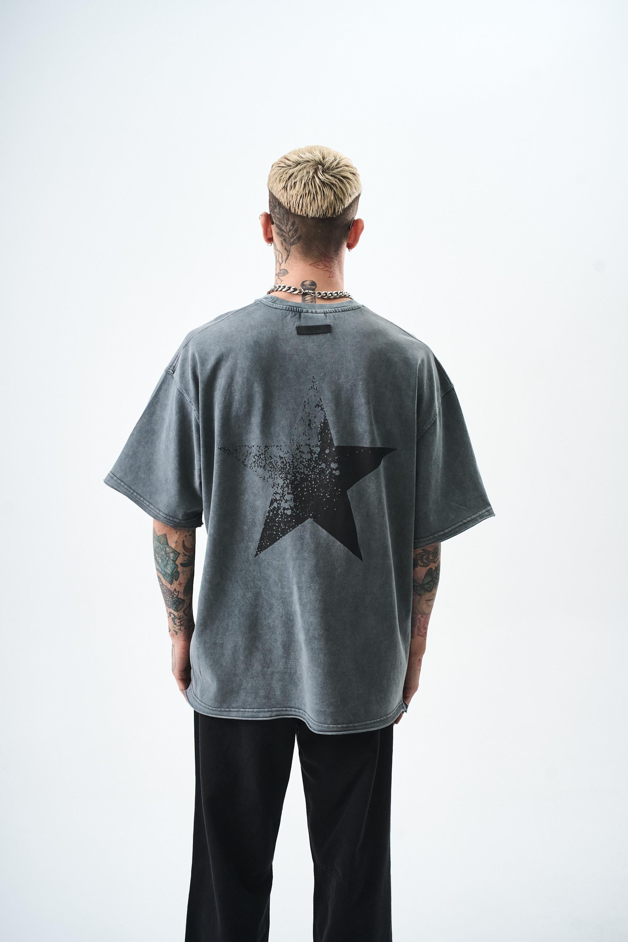erkek-star-baskili-yikamali-oversize-t-e4-9fb.jpg